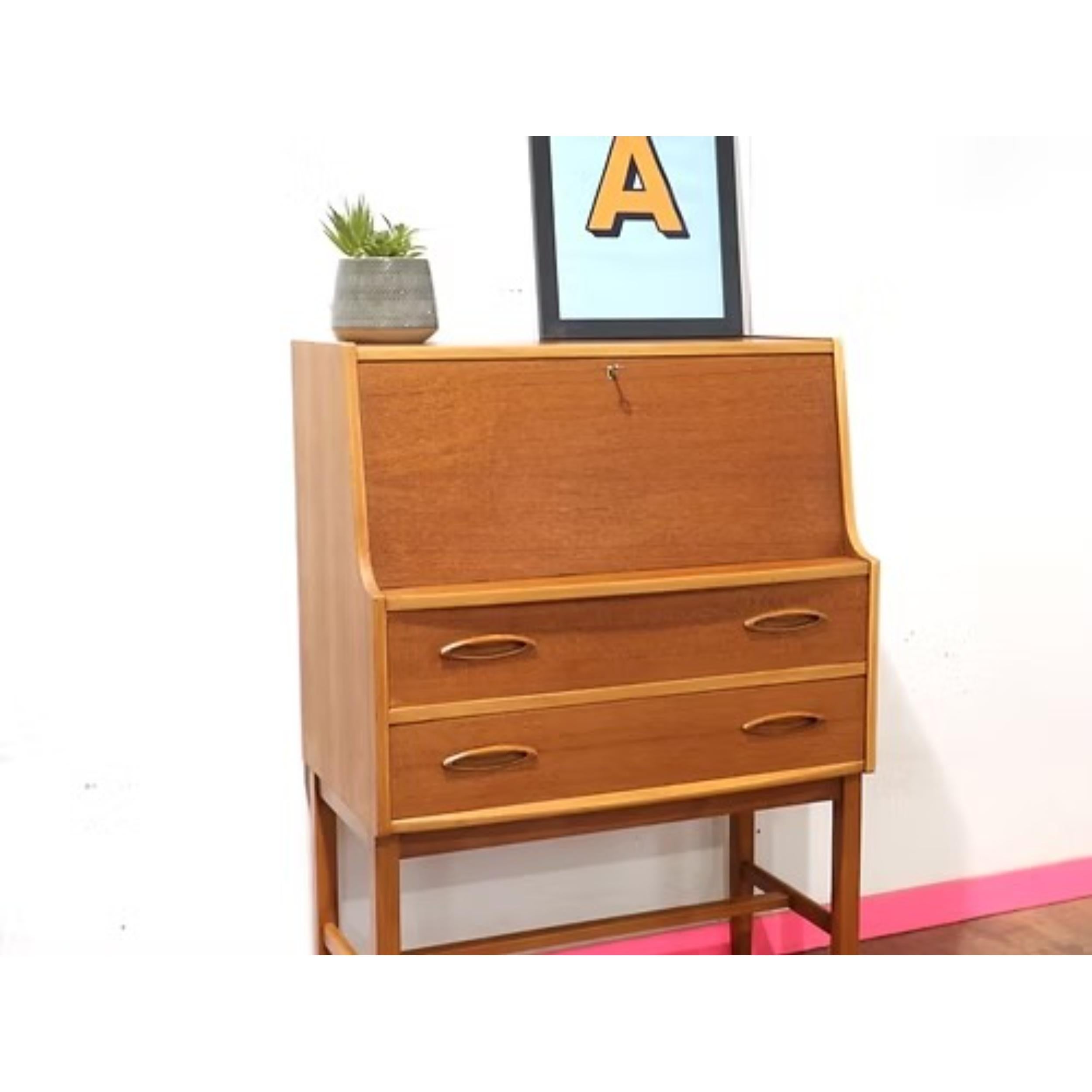 Bureau Secretaire Vintage By By Jentique Danish Style en vente 1