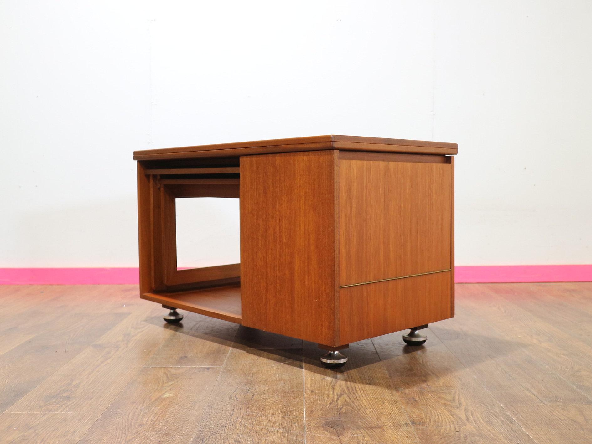 Moderner Vintage-Beistelltisch aus Teakholz von Mcintosh im dänischen Stil, Mid-Century Modern im Angebot 5