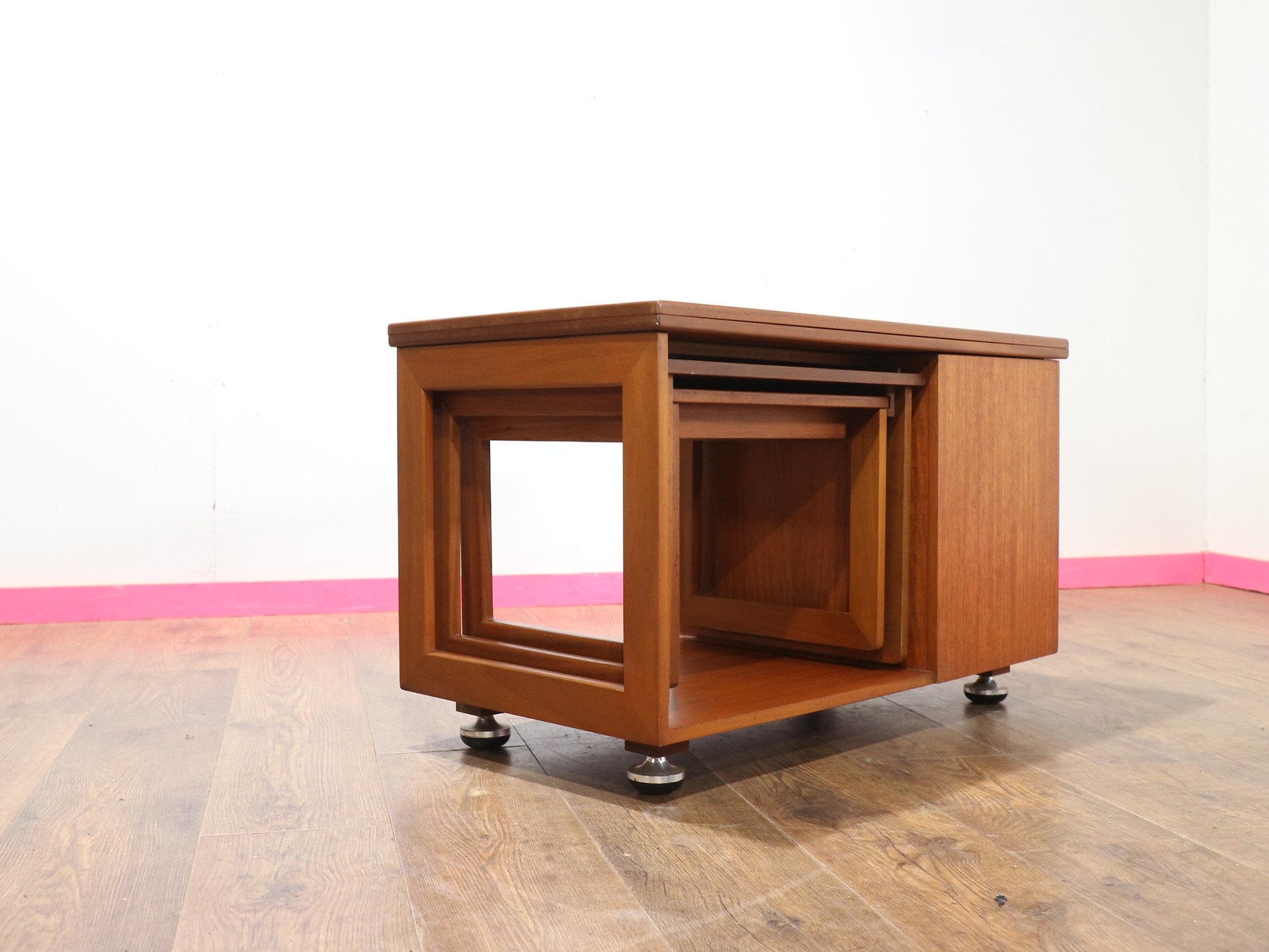 Moderner Vintage-Beistelltisch aus Teakholz von Mcintosh im dänischen Stil, Mid-Century Modern im Angebot 8