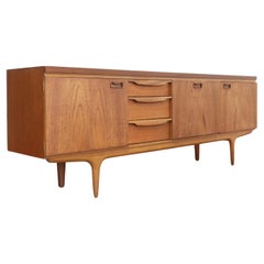 Buffet crédence en teck vintage moderne du milieu du siècle par Greaves and Thomas