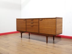 Buffet vintage en teck de style « Mid-Century Modern » par Meredew, style danois