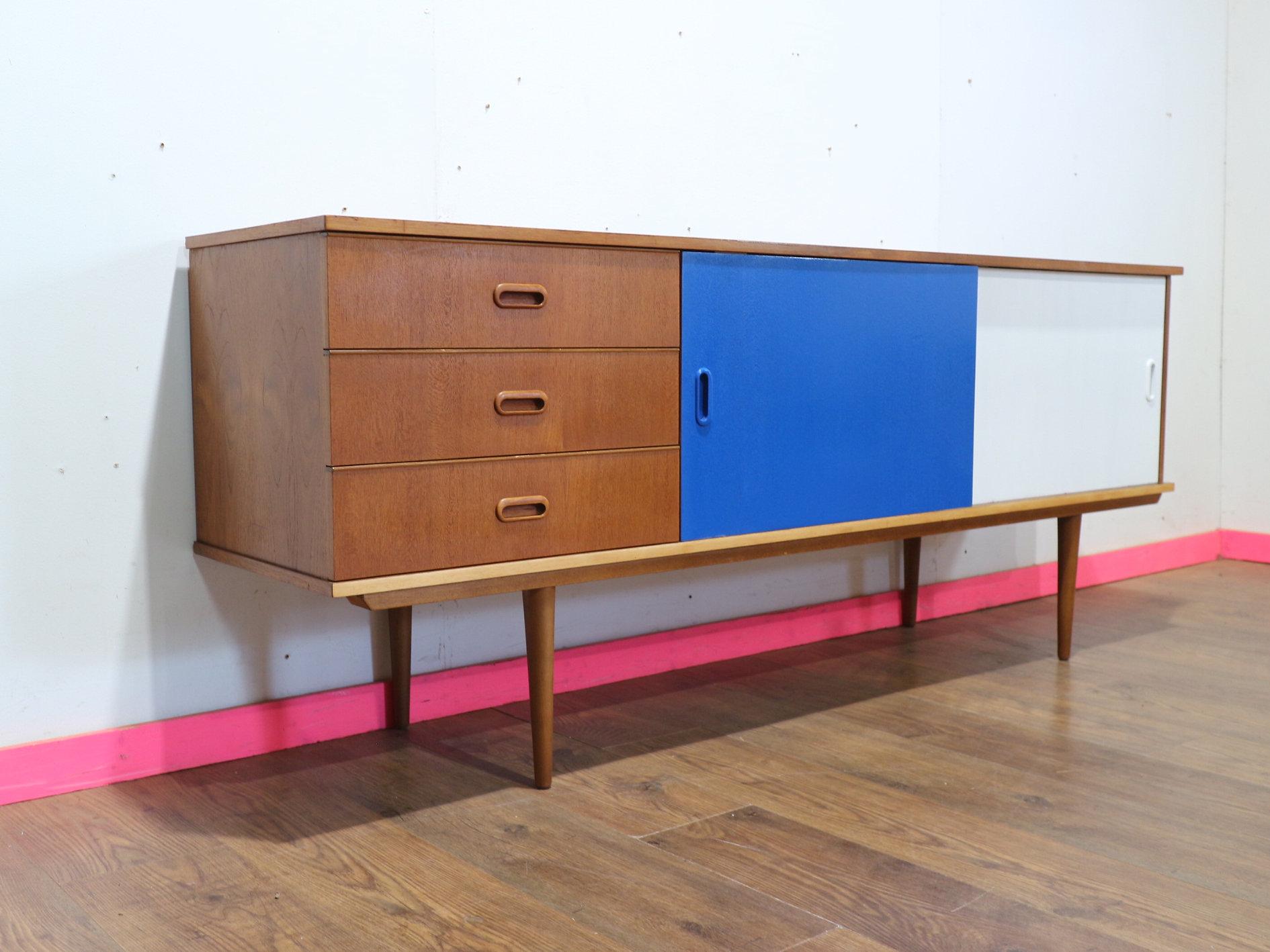 Mid Century Modern VIntage Teak Sideboard Credenza by Nathan Danish Style For Sale 4