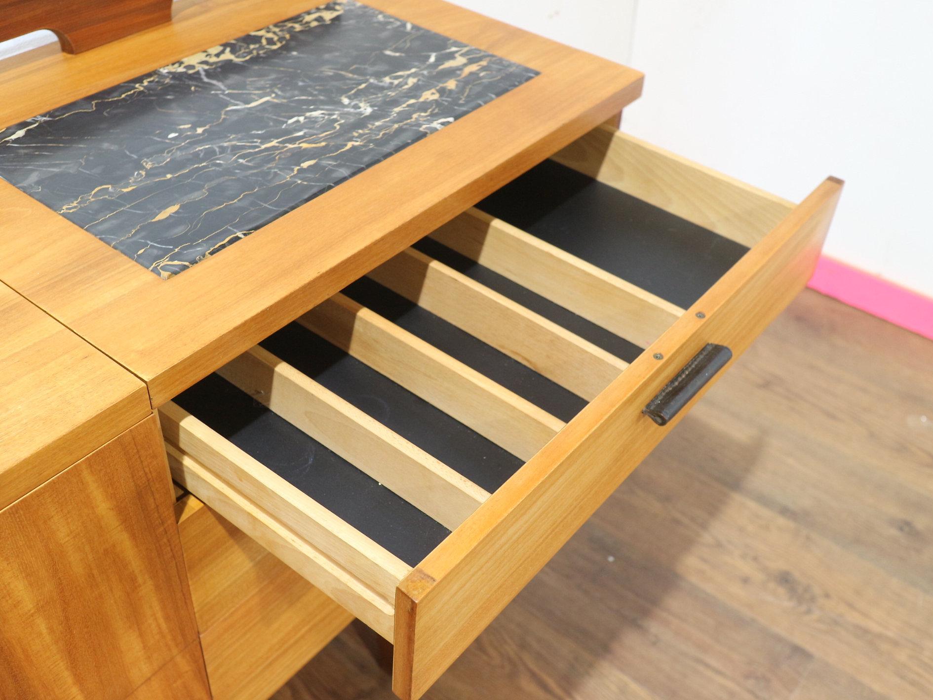 Crédence en teck vintage moderne du milieu du siècle par Uniflex, style danois en vente 2