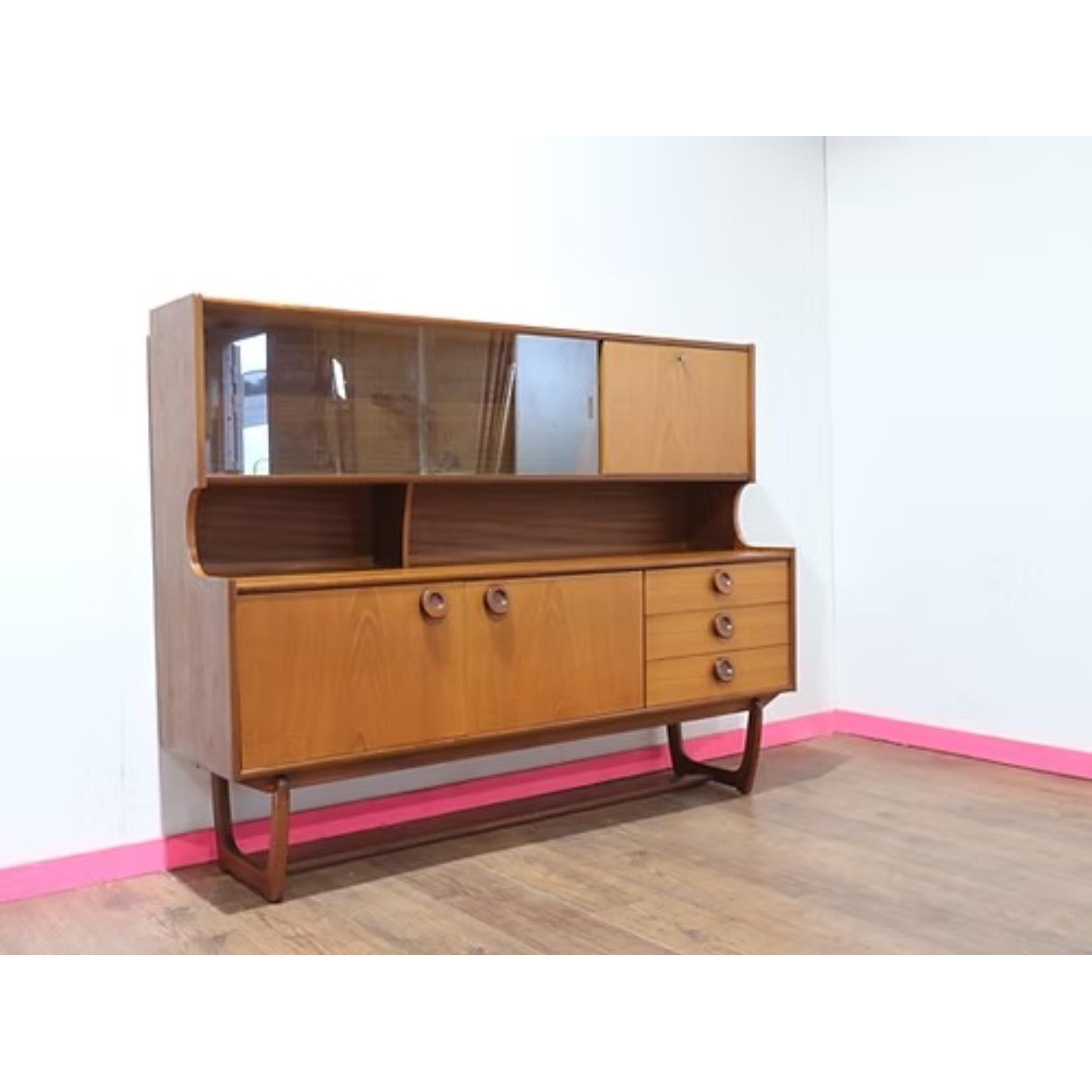 Buffet crédence en teck vintage moderne du milieu du siècle par Portwood en vente 4