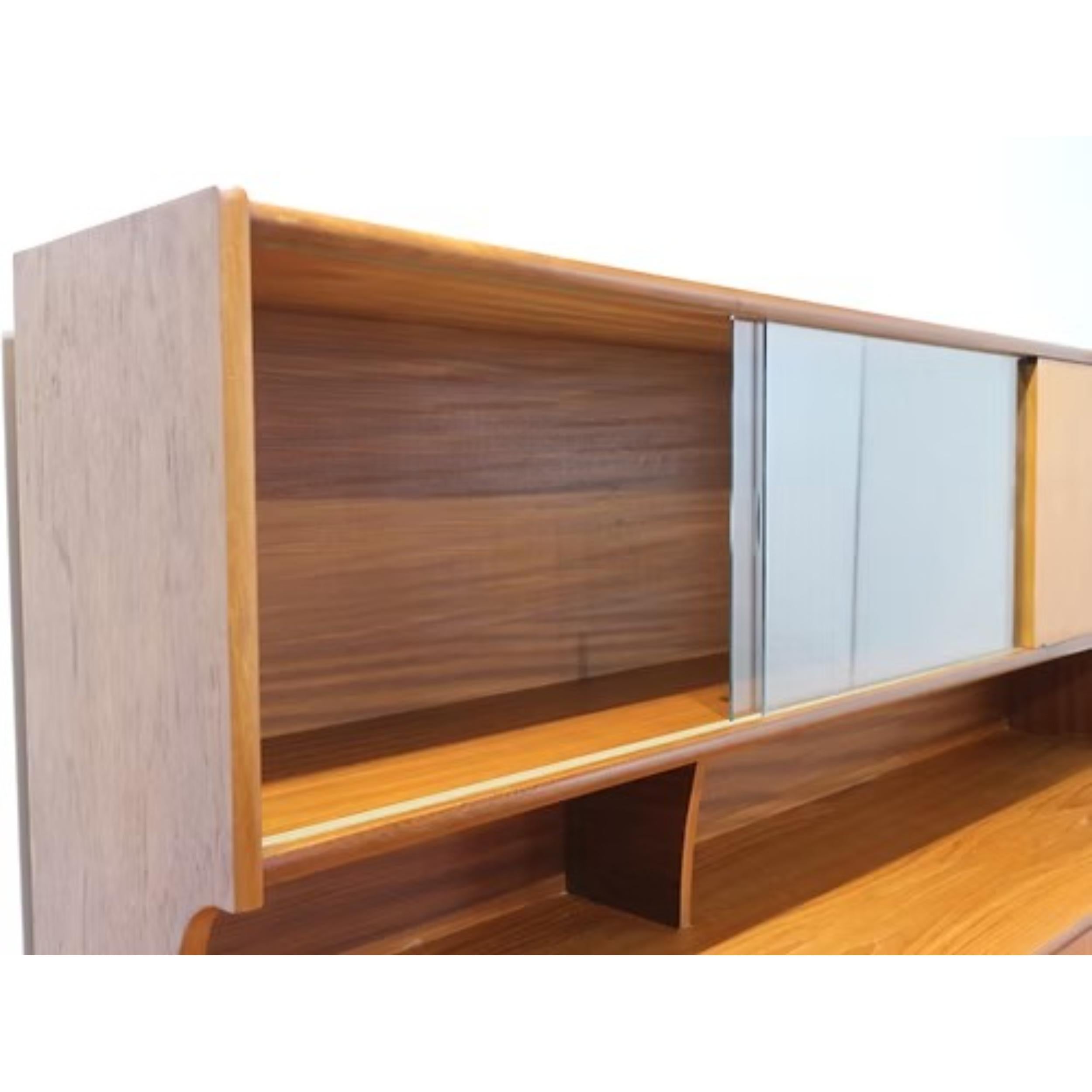 Buffet crédence en teck vintage moderne du milieu du siècle par Portwood en vente 1