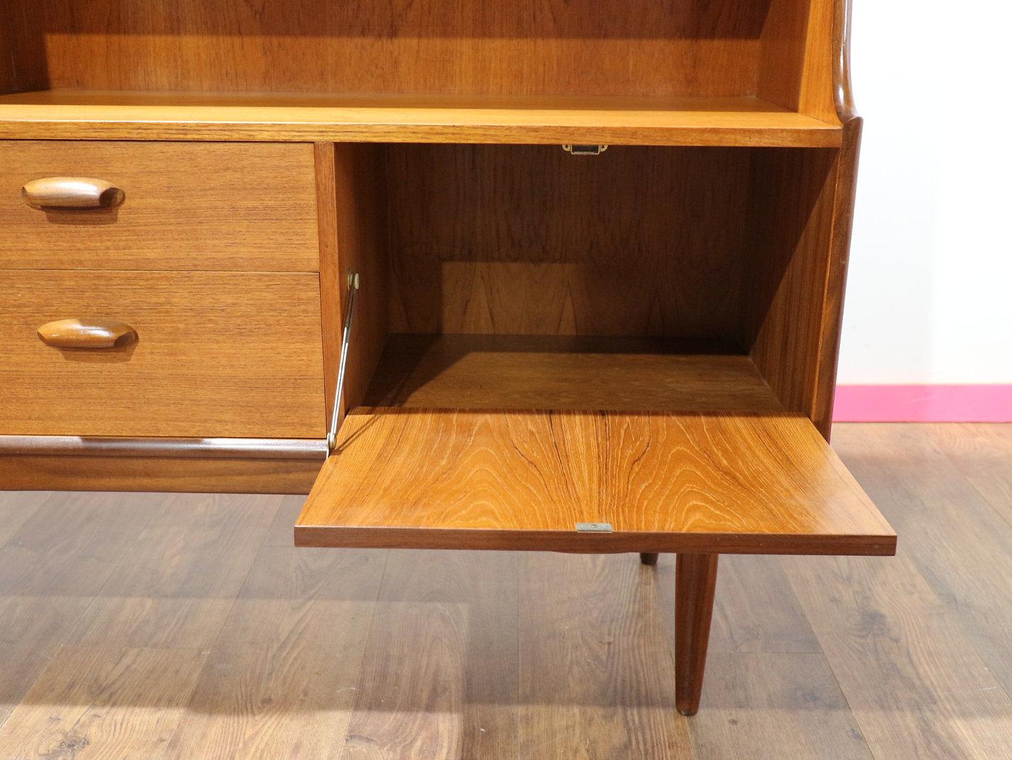 Große Vintage-Anrichte aus Teakholz von G Plan im dänischen Stil, Mid-Century Modern (20. Jahrhundert)