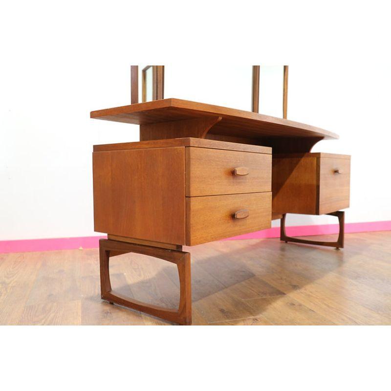 Mid Century Modern Vintage Teak Vanity Desk by G Plan Danish Style In Good Condition In Los Angeles, CA