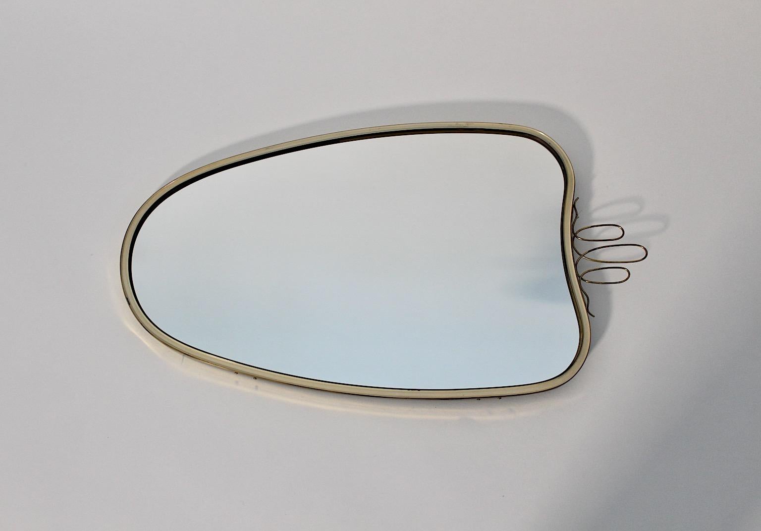 Mid-Century Modern Vintage Wall Mirror White Metal Brass Heart like 1950s Vienna For Sale 4