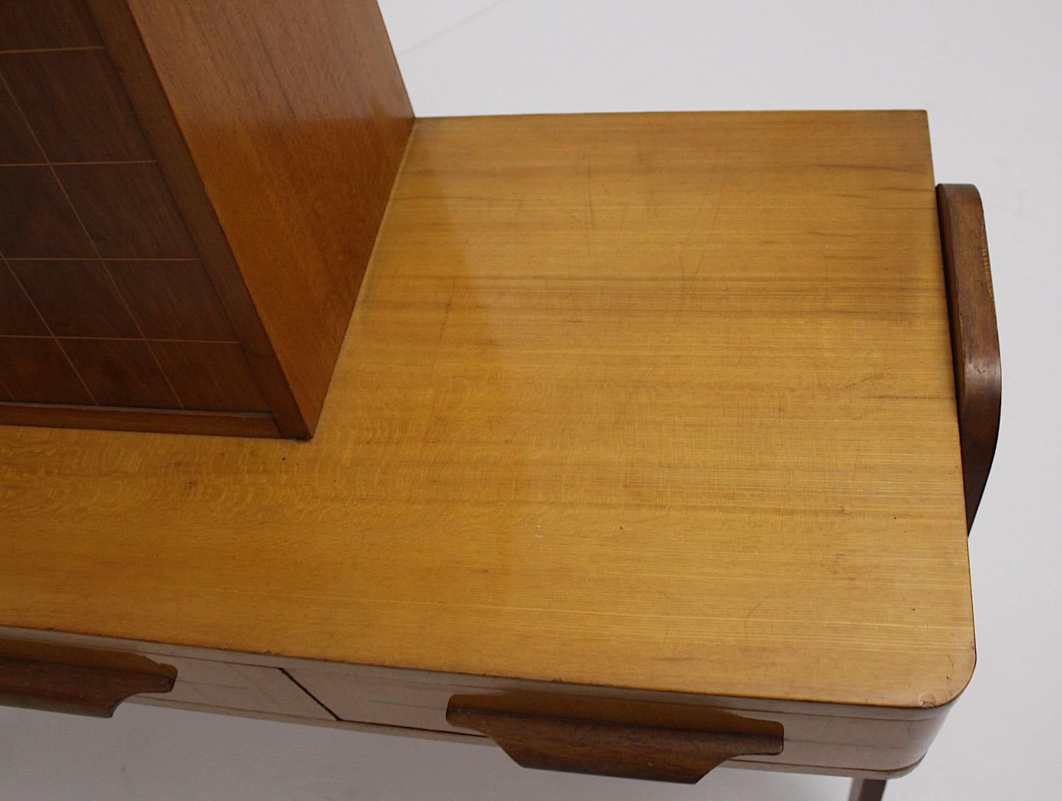 Mid-Century Modern Vintage Walnut Ash Desk Bureau Secretary, 1950s, Italy For Sale 6
