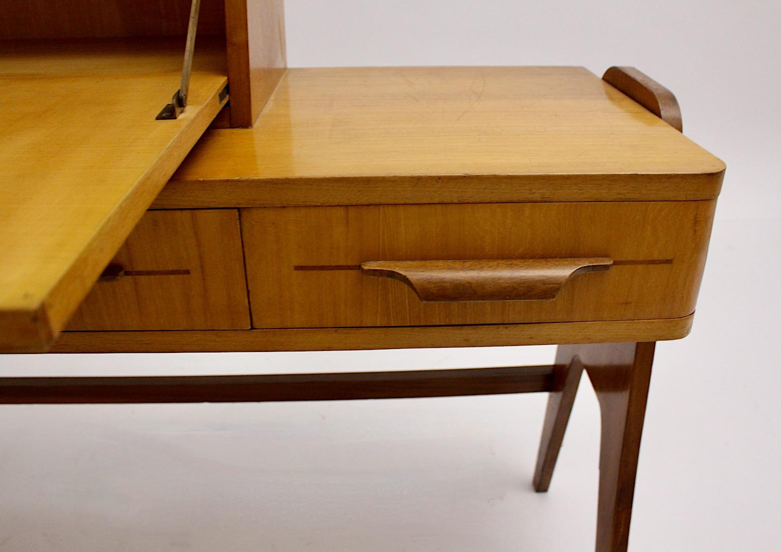 Mid-Century Modern Vintage Walnut Ash Desk Bureau Secretary, 1950s, Italy In Distressed Condition For Sale In Vienna, AT