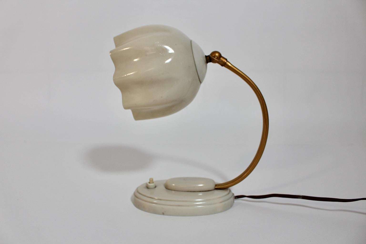 Mid Century Modern Vintage White Bakelite Fazzoletto Table Lamp 1950s Germany For Sale 6