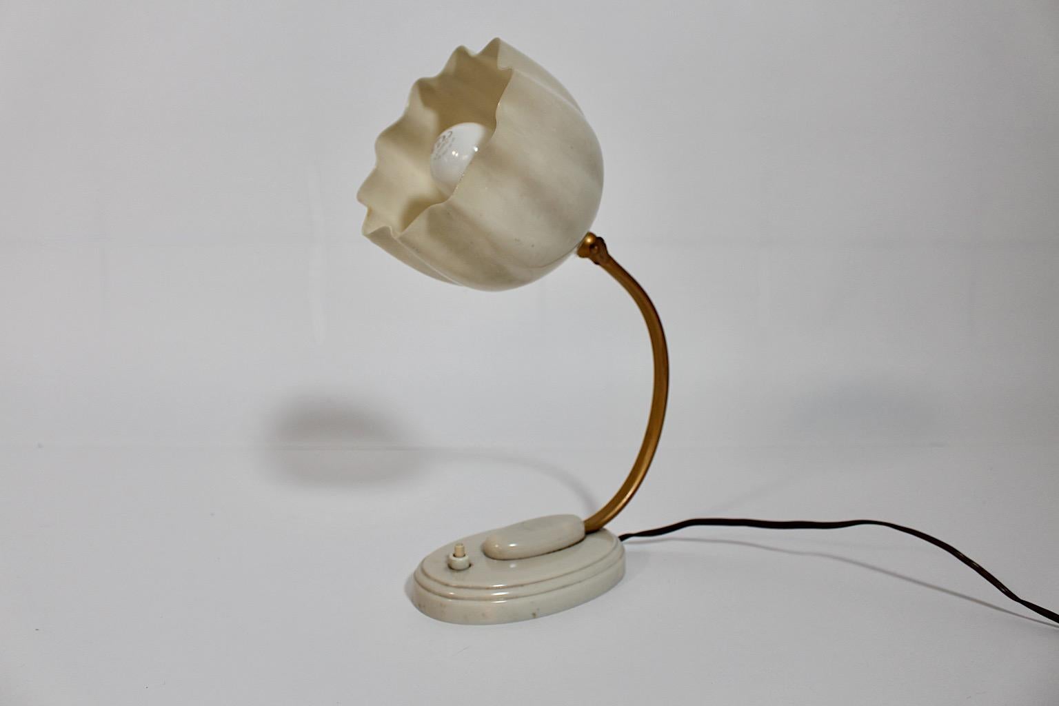 Mid Century Modern Vintage White Bakelite Fazzoletto Table Lamp 1950s Germany For Sale 8