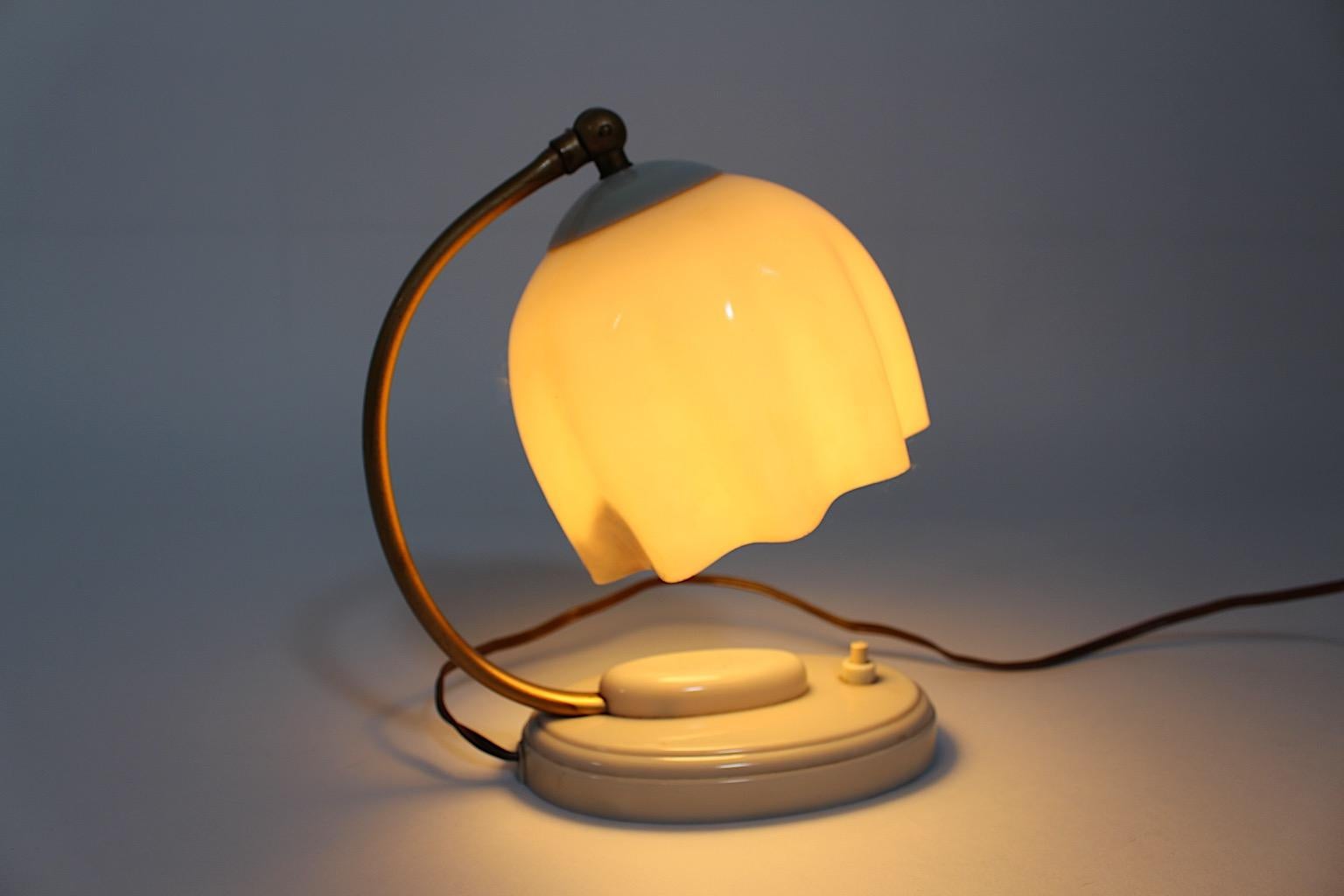 Metal Mid Century Modern Vintage White Bakelite Fazzoletto Table Lamp 1950s Germany For Sale