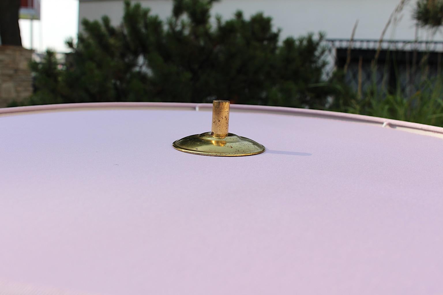 Lámpara de pie Mid Century Modern Vintage White Gold Brass Glass Lavender 1950 Italia en venta 5