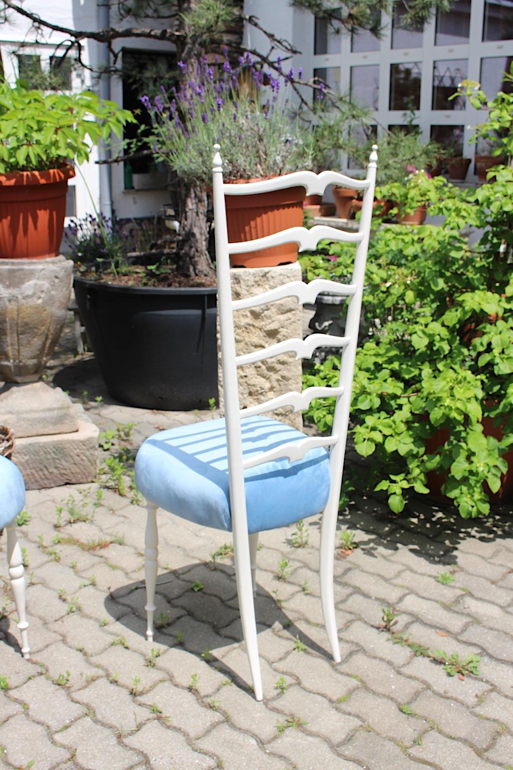Mid-Century Modern Vintage White High Back Chairs Style Gio Ponti, 1950s, Italy For Sale 4