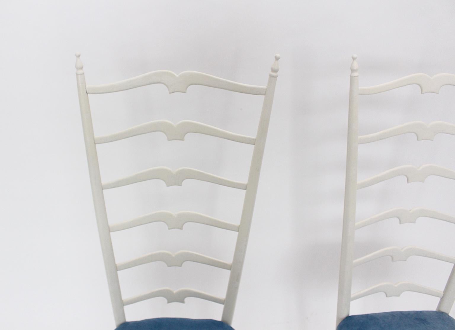 Mid-Century Modern Vintage White High Back Chairs Style Gio Ponti, 1950s, Italy For Sale 9