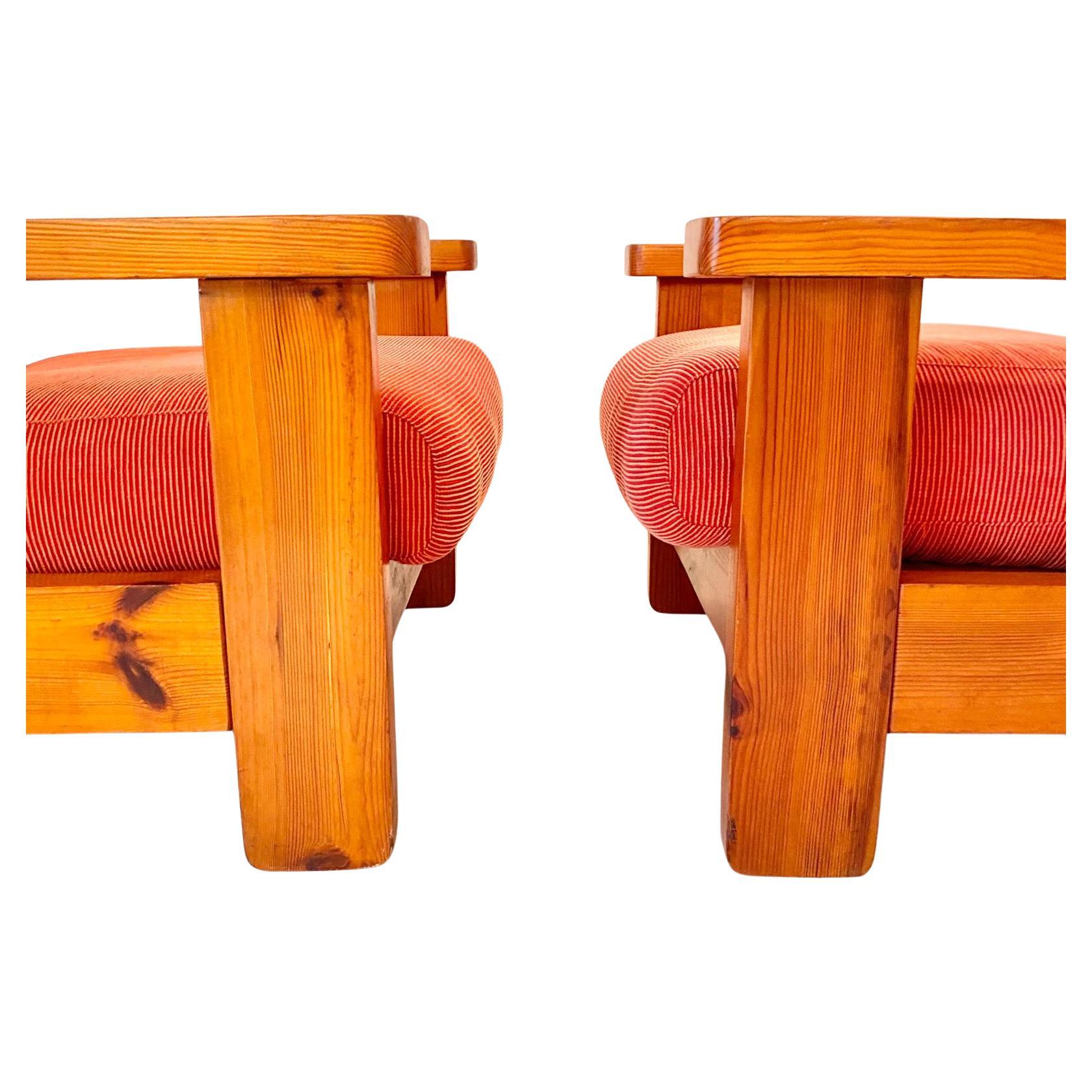 Mid Century Modern Vintage Wood and Red Velvet Armchairs, set of two, Italy 1970 For Sale 5
