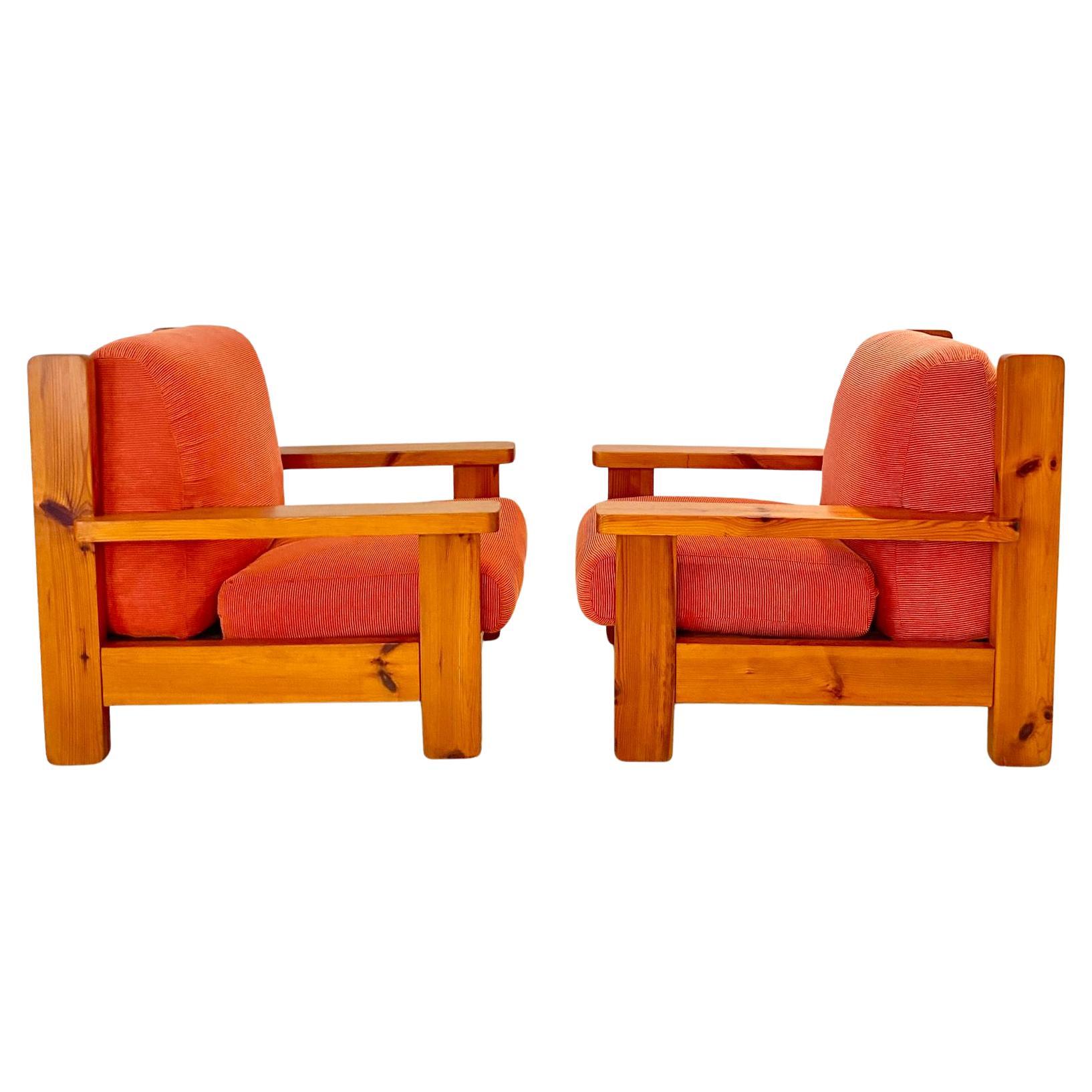 Mid Century Modern Vintage Wood and Red Velvet Armchairs, set of two, Italy 1970 In Good Condition For Sale In Ceglie Messapica, IT