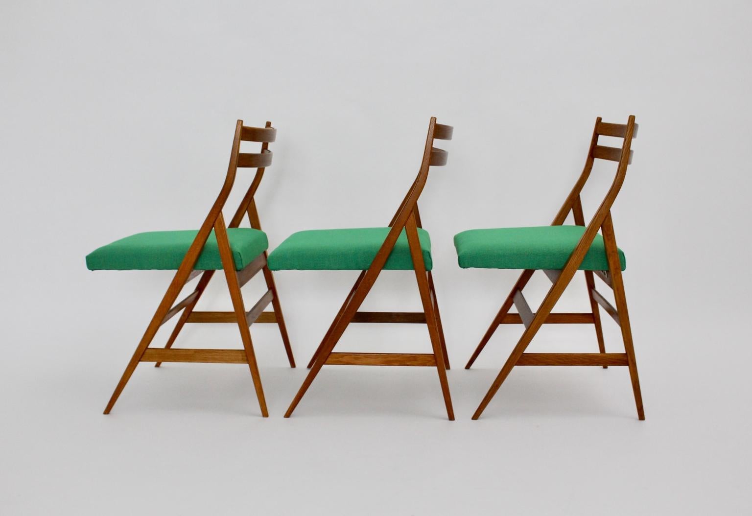 Mid-Century Modern Vintage Wood Dining Chairs Piero Bottoni Attributed, Italy In Good Condition For Sale In Vienna, AT