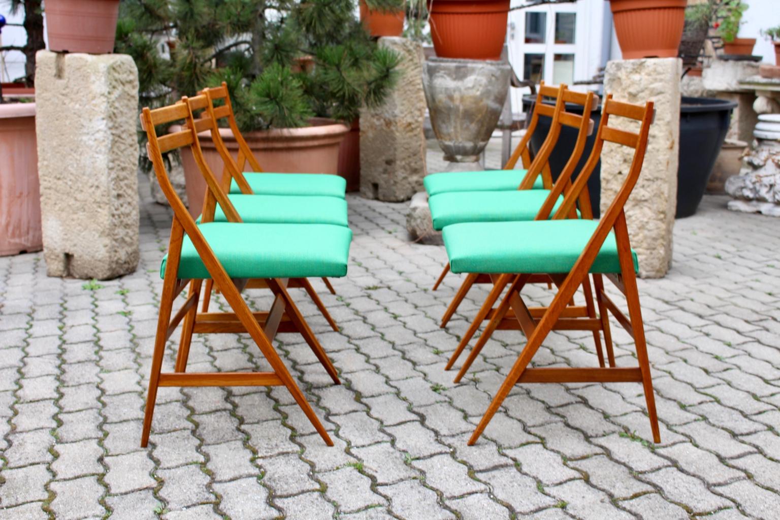 Fabric Mid-Century Modern Vintage Wood Dining Chairs Piero Bottoni Attributed, Italy For Sale
