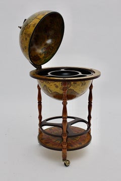Mid-Century Modern Vintage Wood Globe Dry Bar, 1960s, Italy