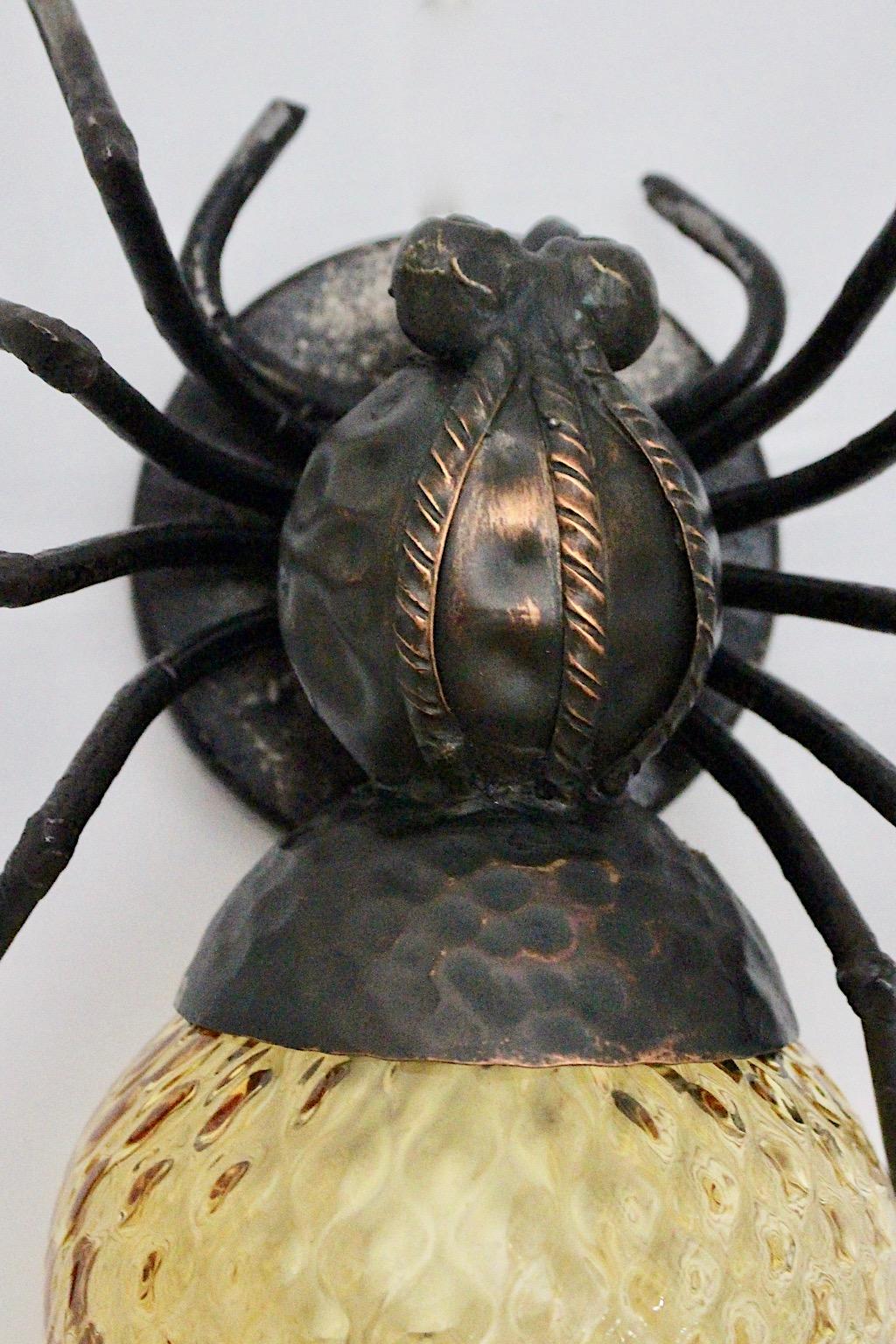 Mid-Century Modern Vintage Yellow Glass Metal Spider Fly Wall Light Sconce Italy For Sale 4