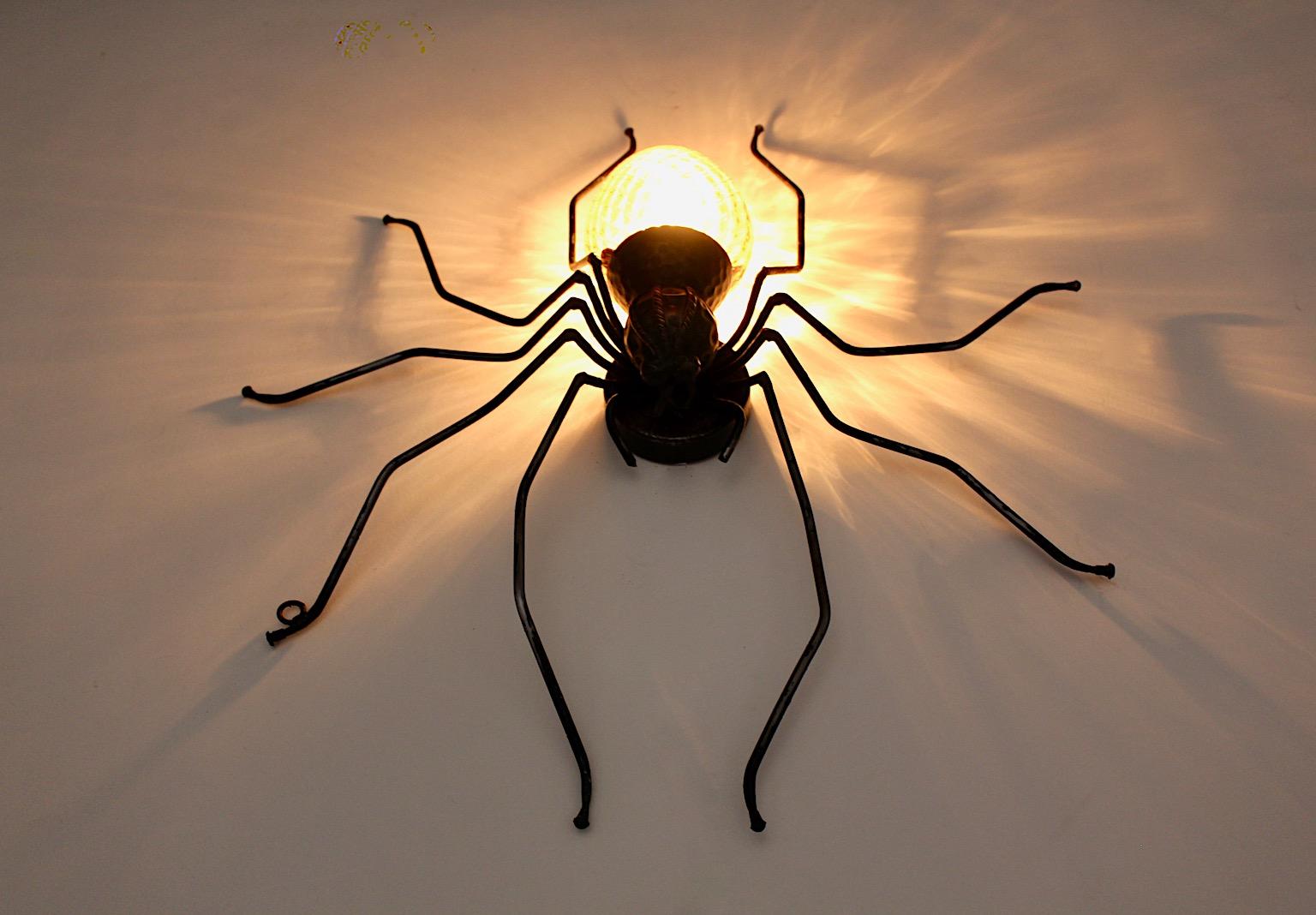 Mid-Century Modern Vintage Yellow Glass Metal Spider Fly Wall Light Sconce Italy In Good Condition For Sale In Vienna, AT