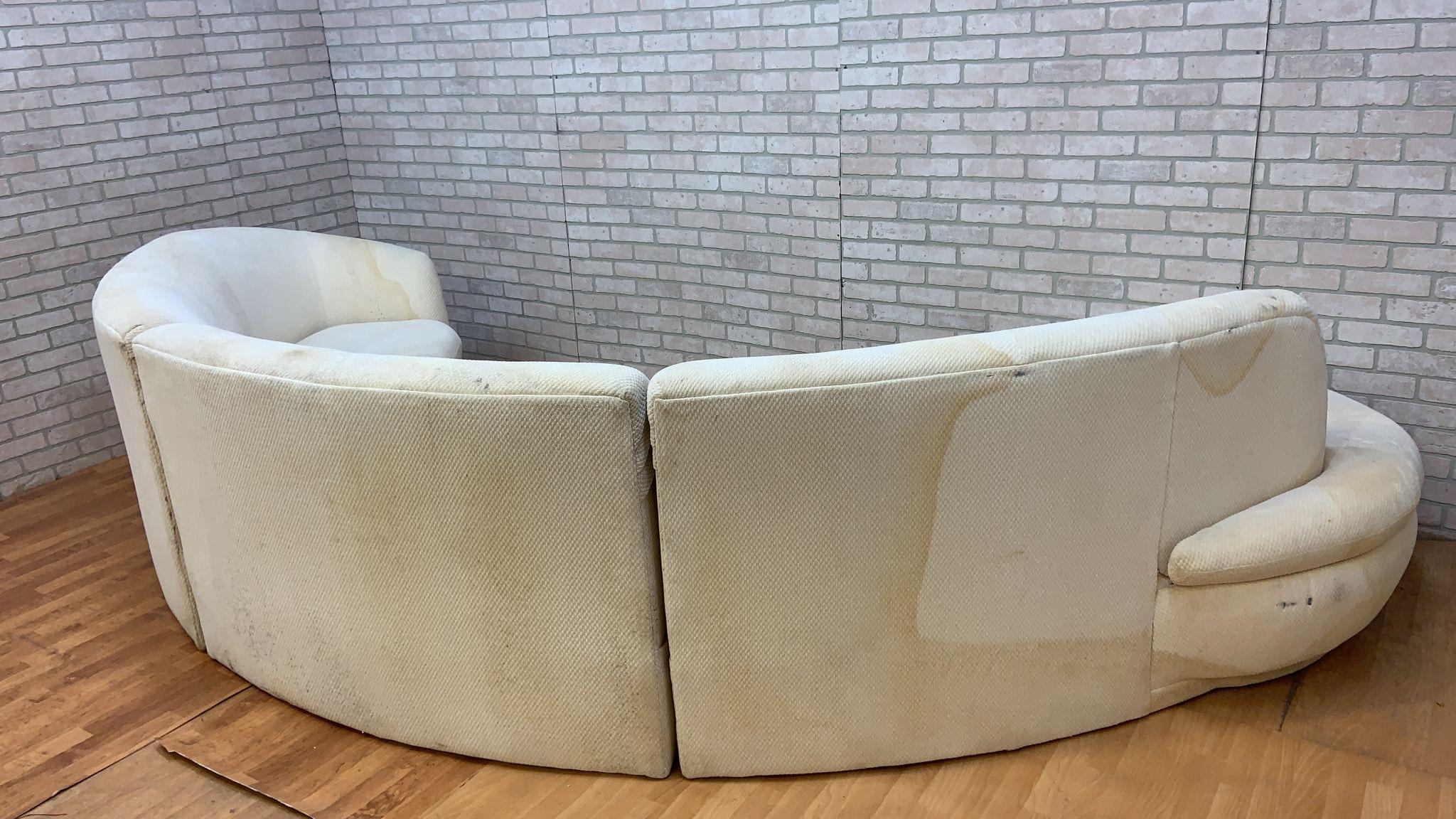 Mid Century Modern Vladimir Kagan Style 3 Piece Curved Sectional Sofa  In Good Condition For Sale In Chicago, IL