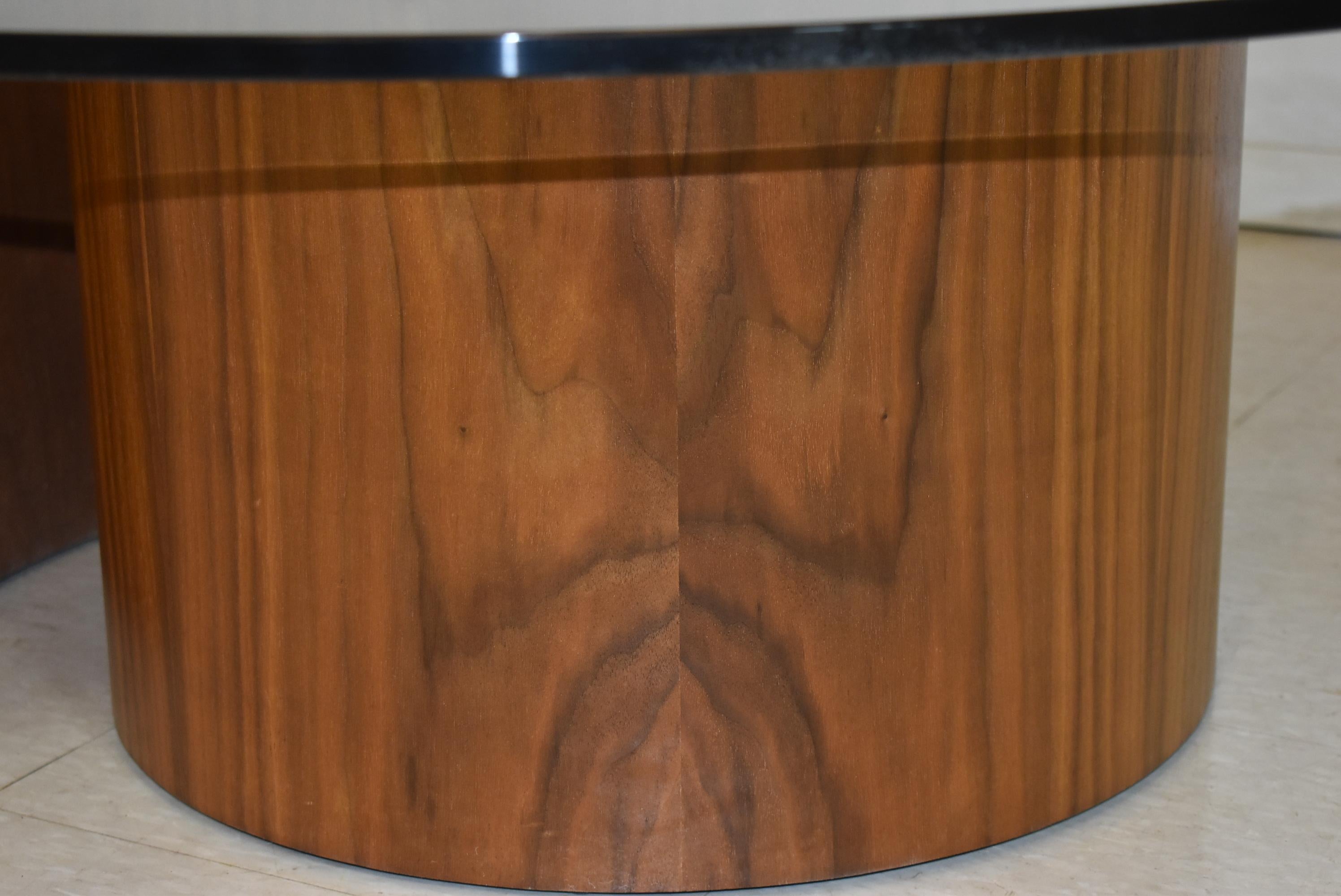 Mid-Century Modern Vladimir Kagan Walnut Snail Coffee Table In Good Condition In Toledo, OH