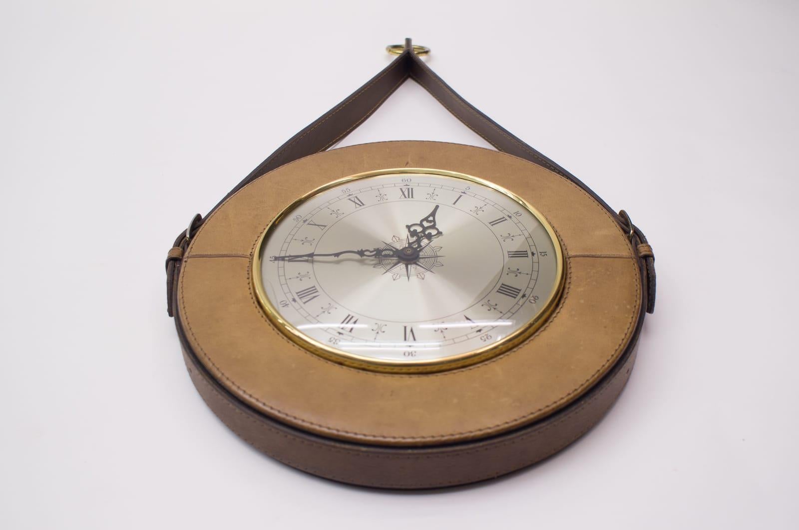 Metal Mid-Century Modern Wall Clock in Leather and Brass, Germany