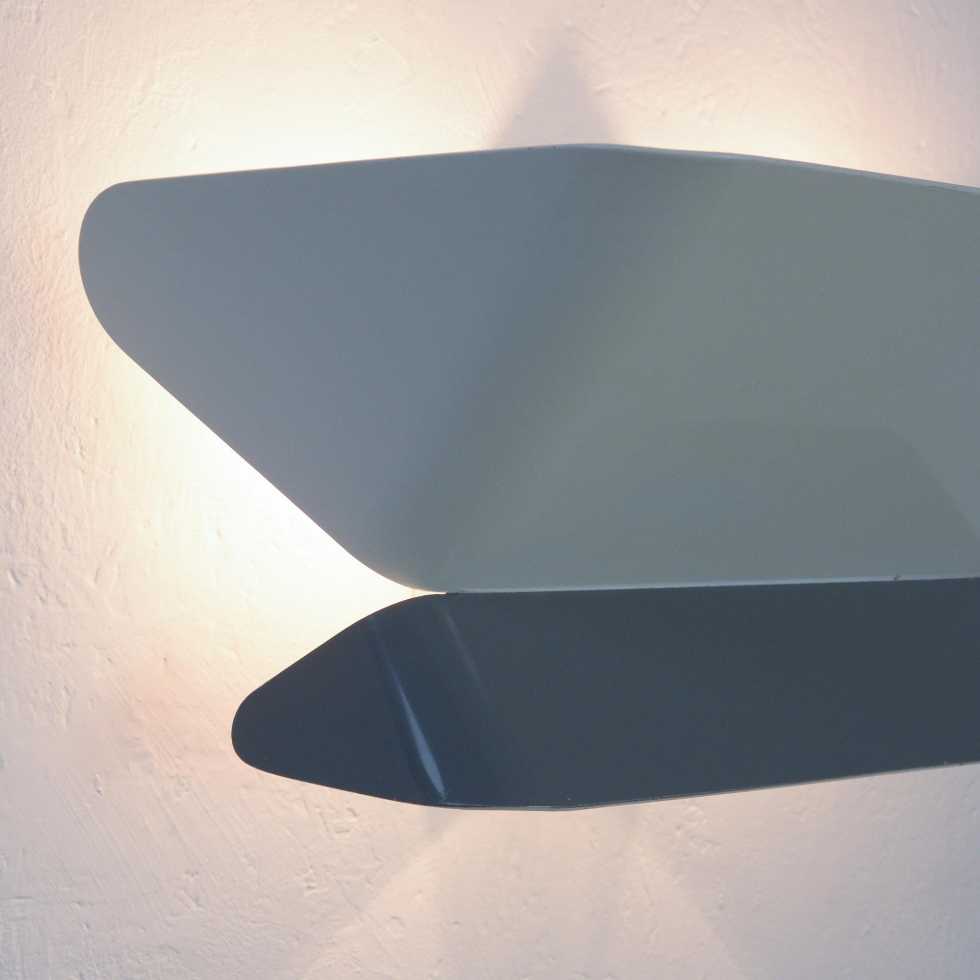 Mid-Century Modern Wall Lamp by ETAP For Sale 8