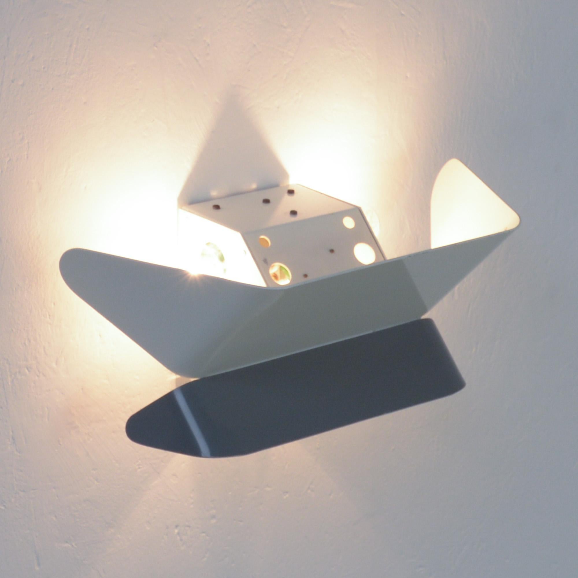 Mid-Century Modern Wall Lamp by ETAP For Sale 3