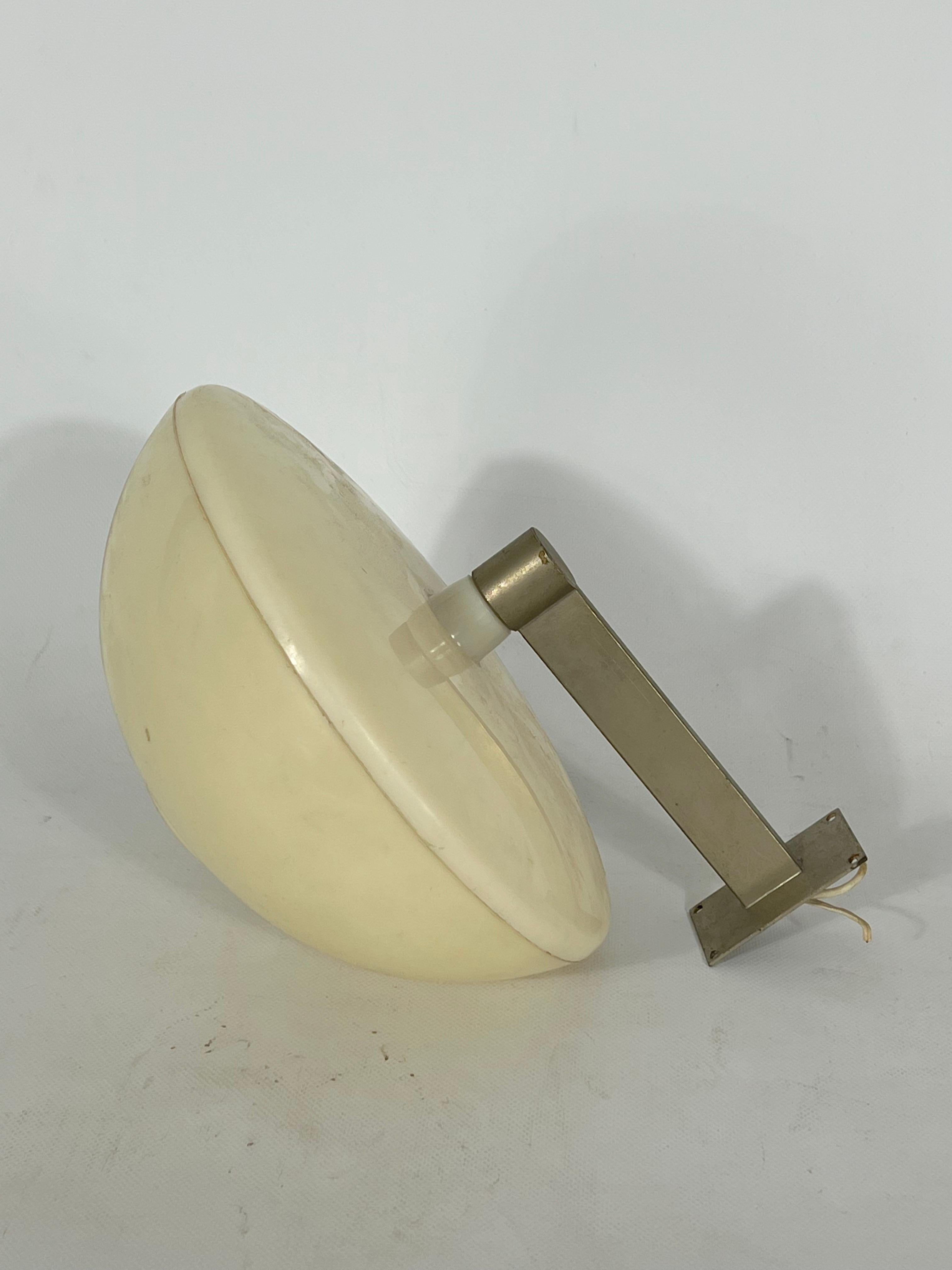 Mid-Century Modern Wall Lamp, Italy, 1960s For Sale 5