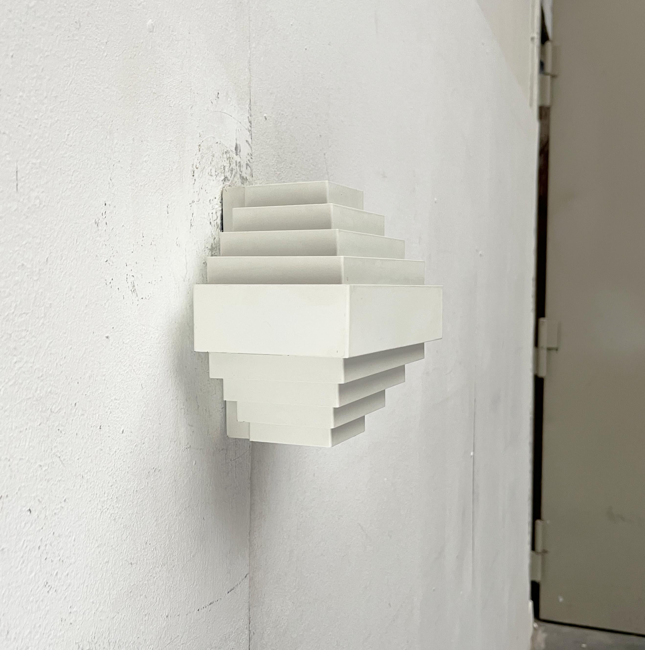Lámparas de pared modernas de mediados de siglo de Jules Wabbes para AB Madsen & E. Larsen, años 60 Moderno de mediados de siglo en venta