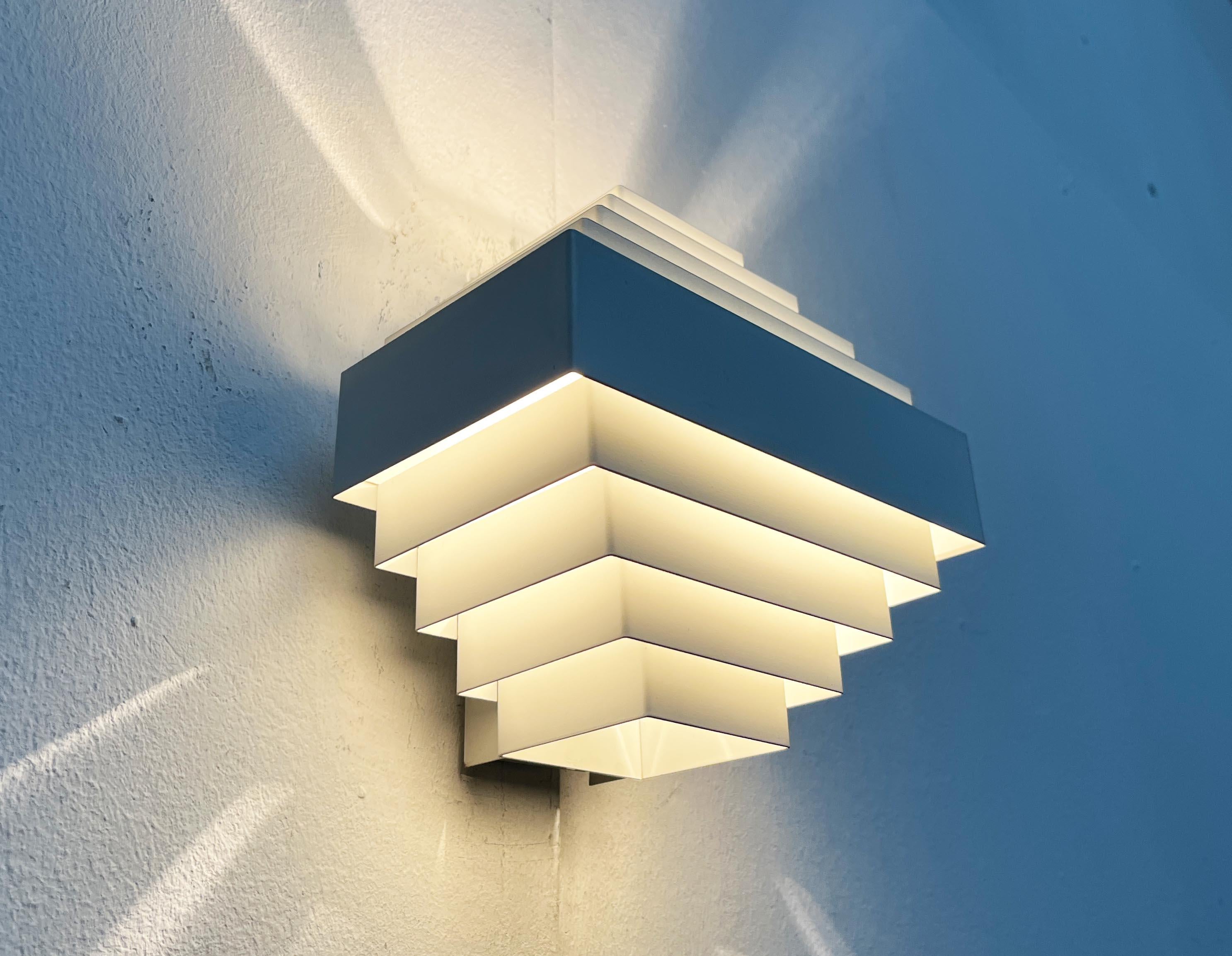 Lámparas de pared modernas de mediados de siglo de Jules Wabbes para AB Madsen & E. Larsen, años 60 Metal en venta