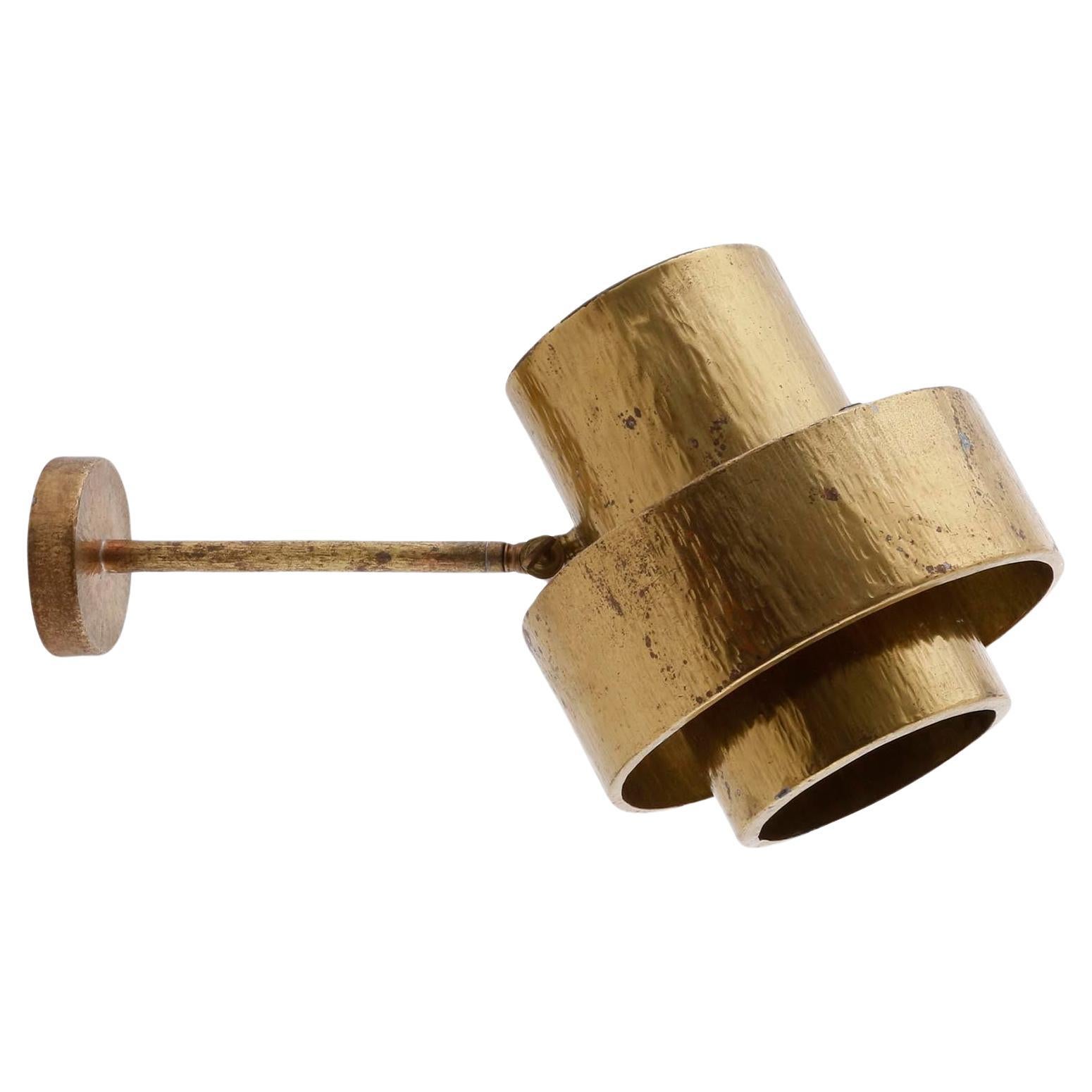 Mid-Century Modern Wall Light Sconce, Hammered Patinated Brass, 1960s For Sale