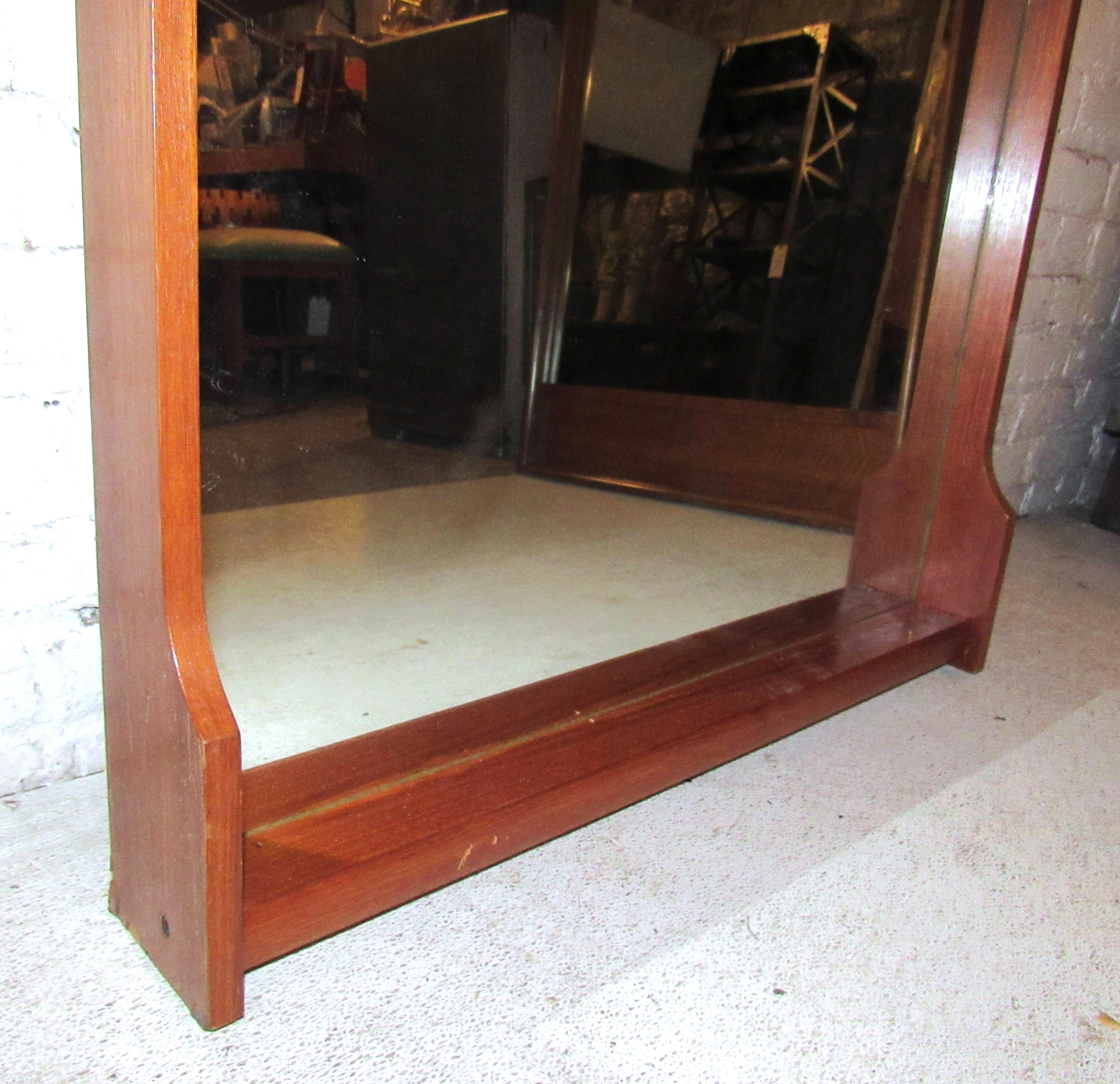 Mid-Century Modern Wall Mirror For Sale 1