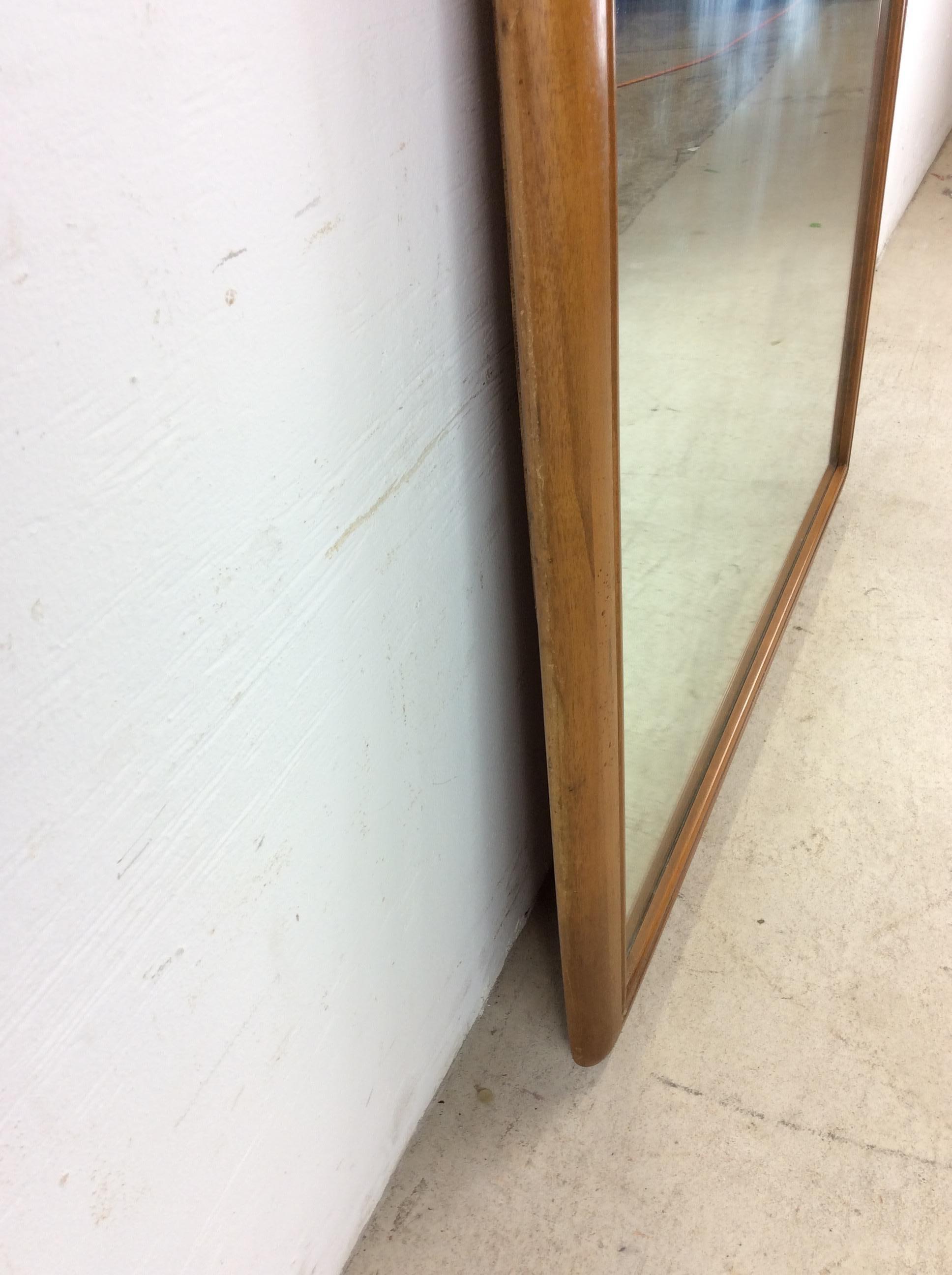 Miroir mural moderne du milieu du siècle avec cadre arrondi en érable en vente 8