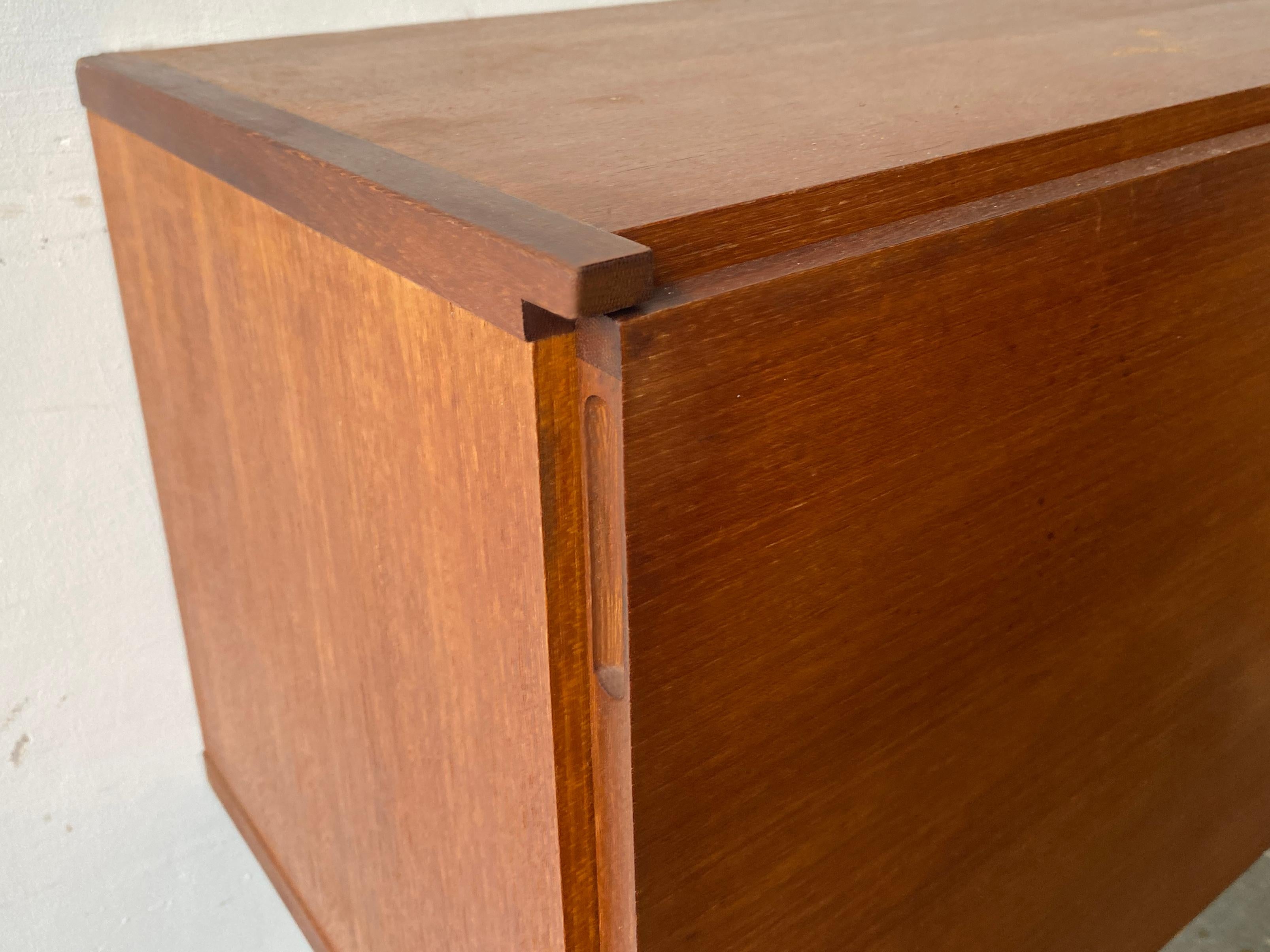Mid-Century Modern wall mounted desk unit by Beaver and Tapley For Sale 3