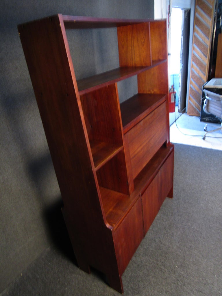 MidCentury Modern Wall Unit For Sale at 1stDibs