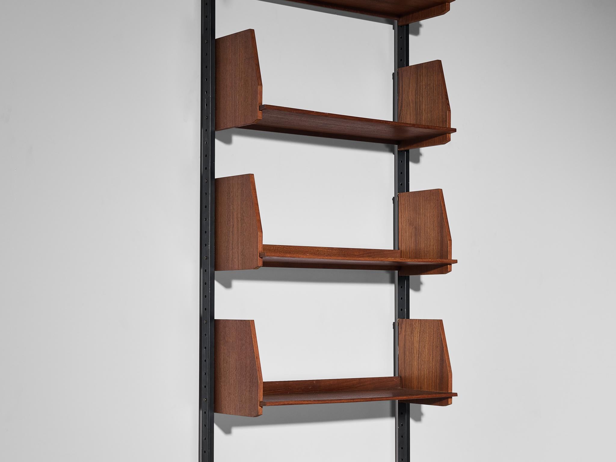 Mid-Century Modern Wall Unit in Teak and Steel  In Good Condition For Sale In Waalwijk, NL