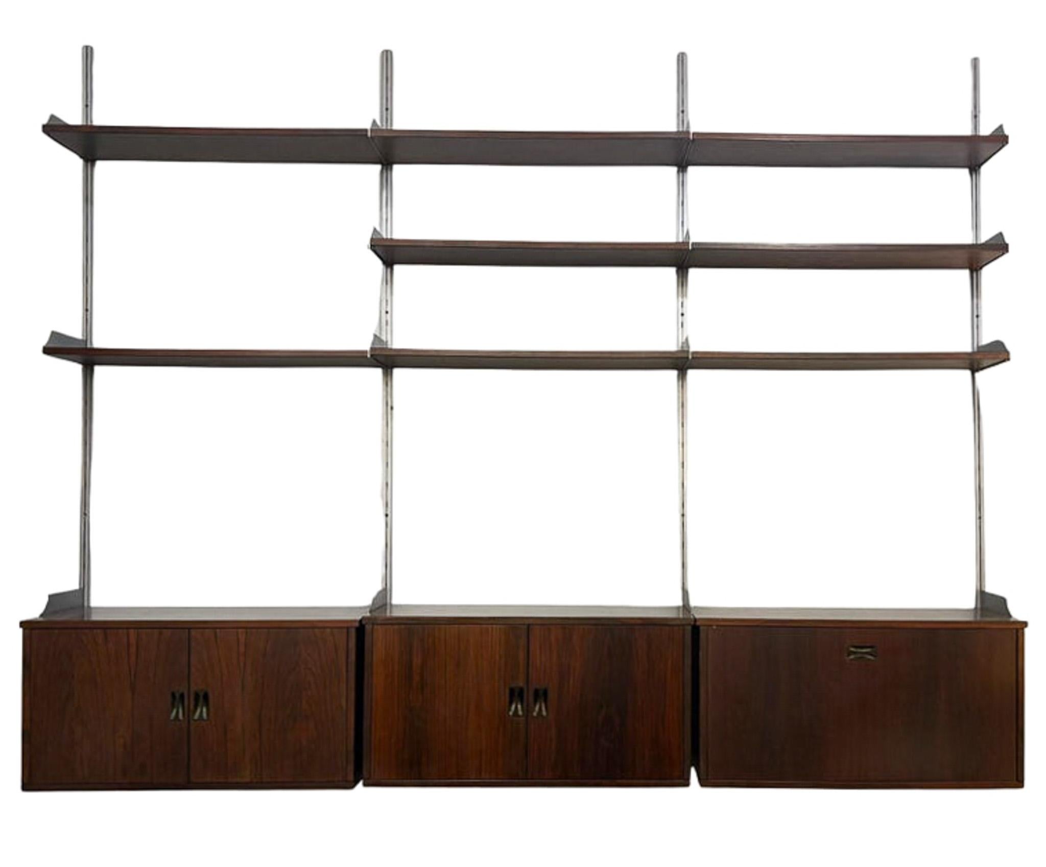 Moderner Wandschrank aus der Jahrhundertmitte, Stildomus, Italien, 1960er Jahre im Angebot 2