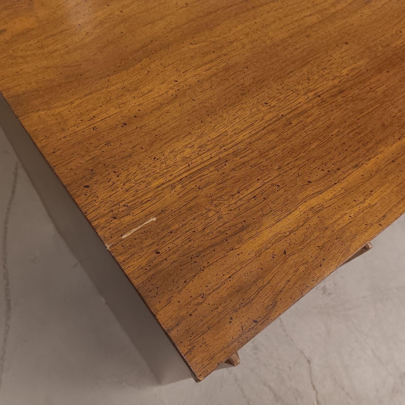 Mid Century Modern Walnut 2 Door Credenza/Sideboard by Bassett ' Prestige ' For Sale 8