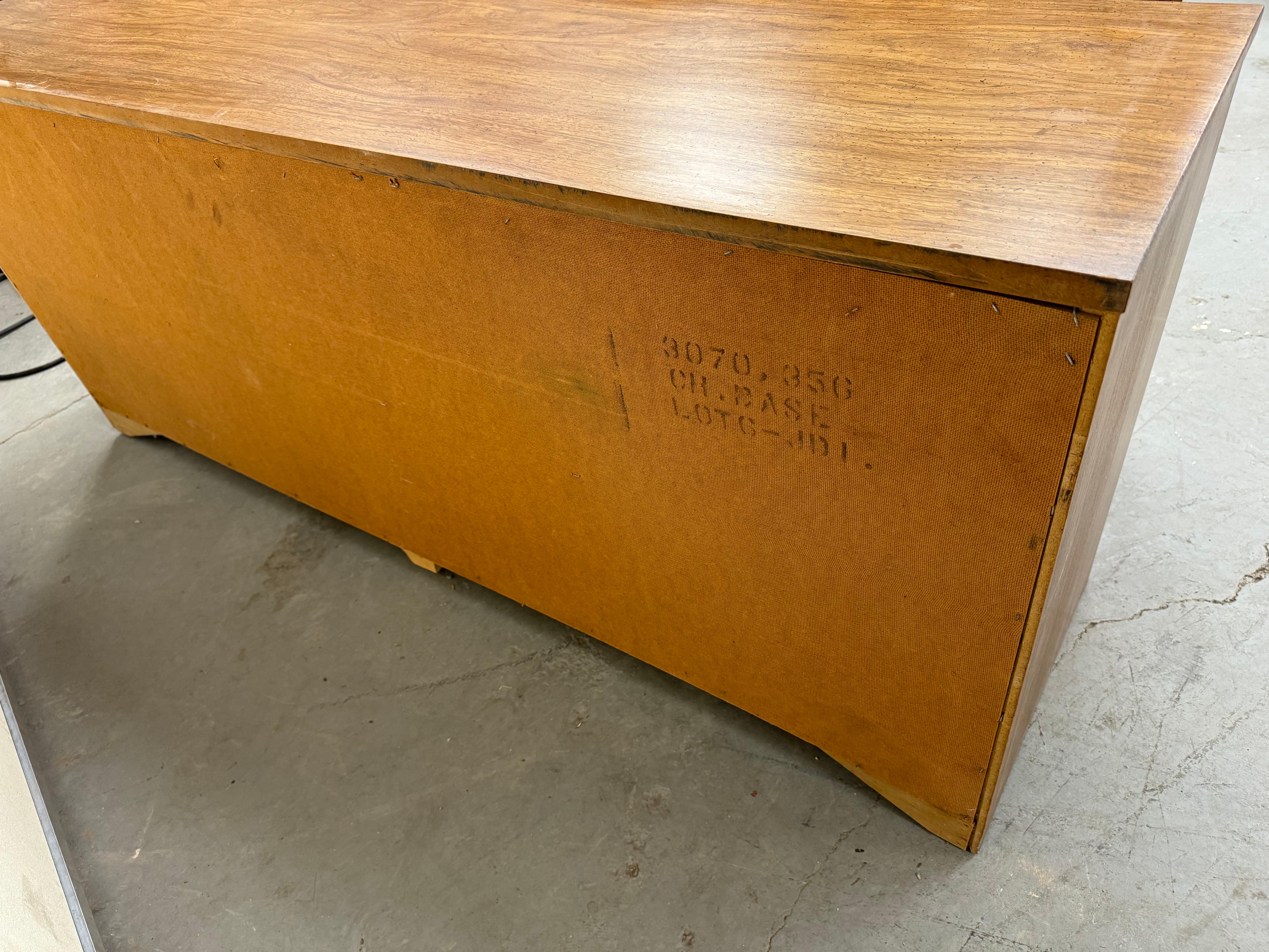 Mid Century Modern Walnut 3 Door Credenza/Sideboard by Bassett ' Prestige ' 8