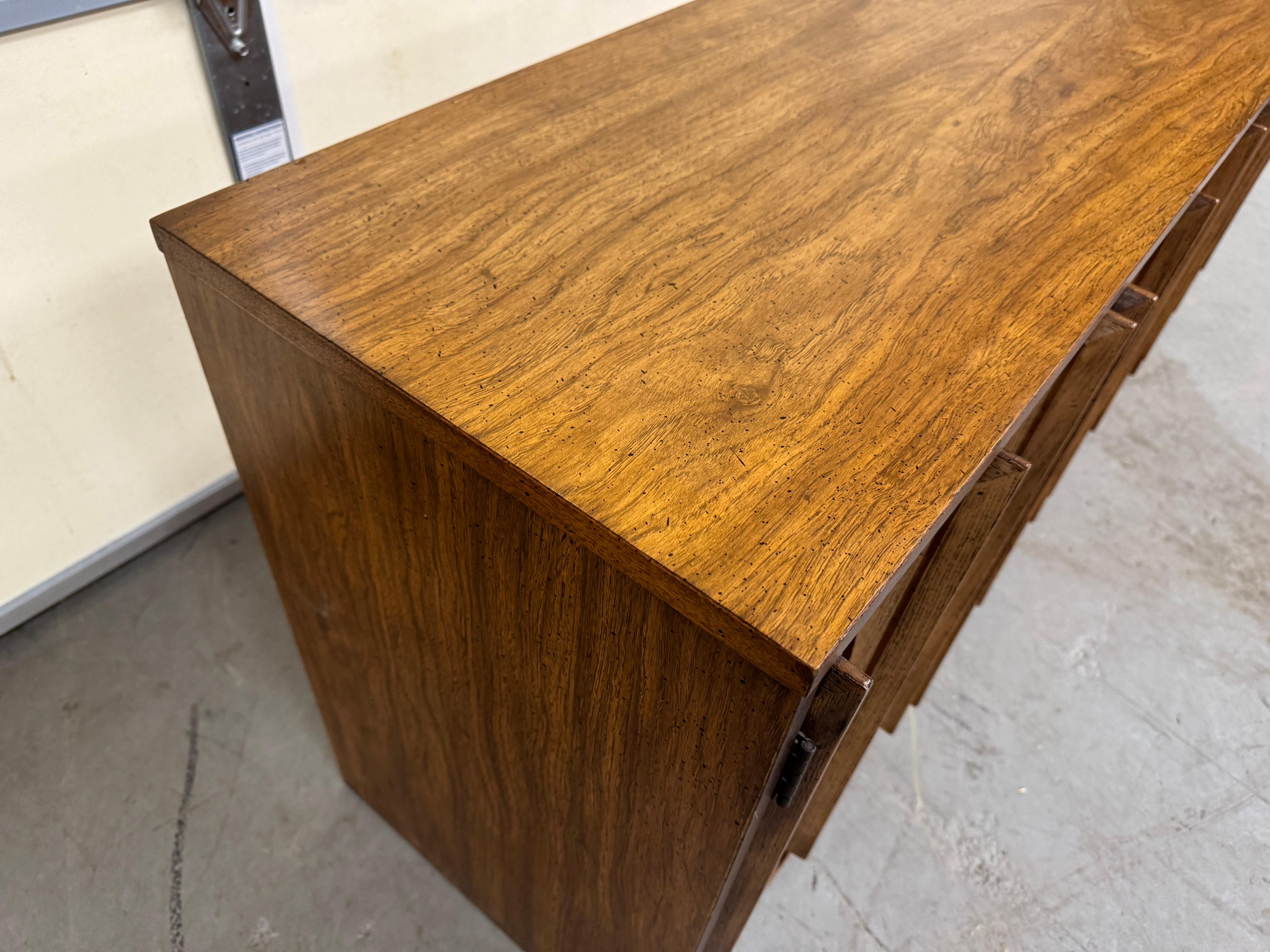 American Mid Century Modern Walnut 3 Door Credenza/Sideboard by Bassett ' Prestige '