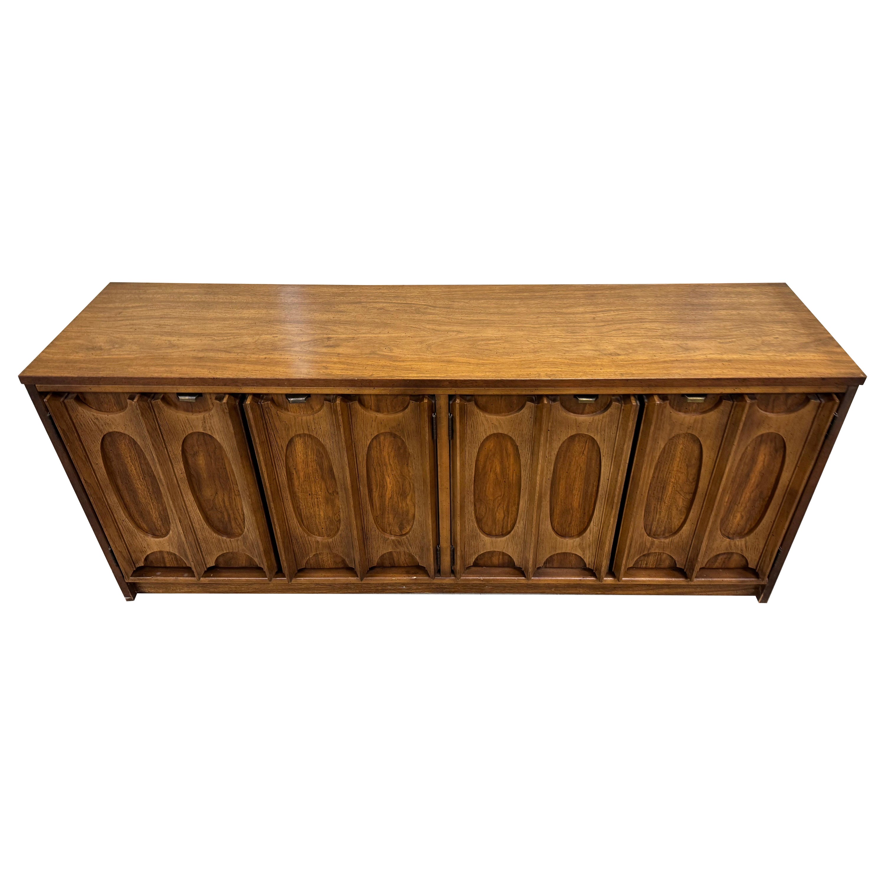 Mid Century Modern Walnut 3 Door Credenza/Sideboard by Bassett ' Prestige '