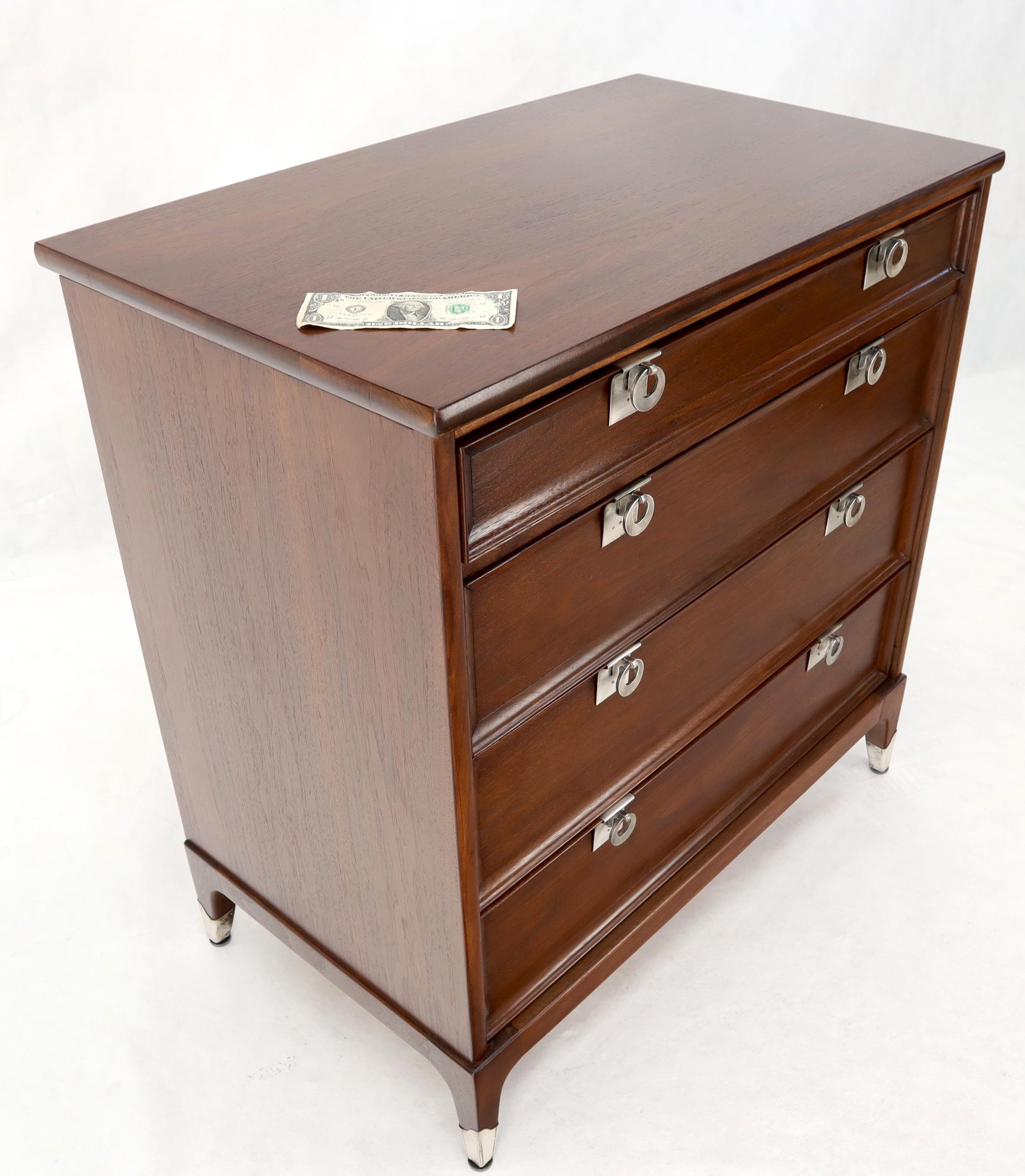 Mid-Century Modern Walnut 4 Drawers Bachelor Chest For Sale 9