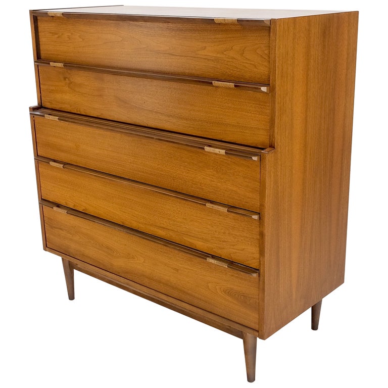 Mid-Century Modern Walnut 5 Drawers High Chest Dresser MINT! For Sale at  1stDibs