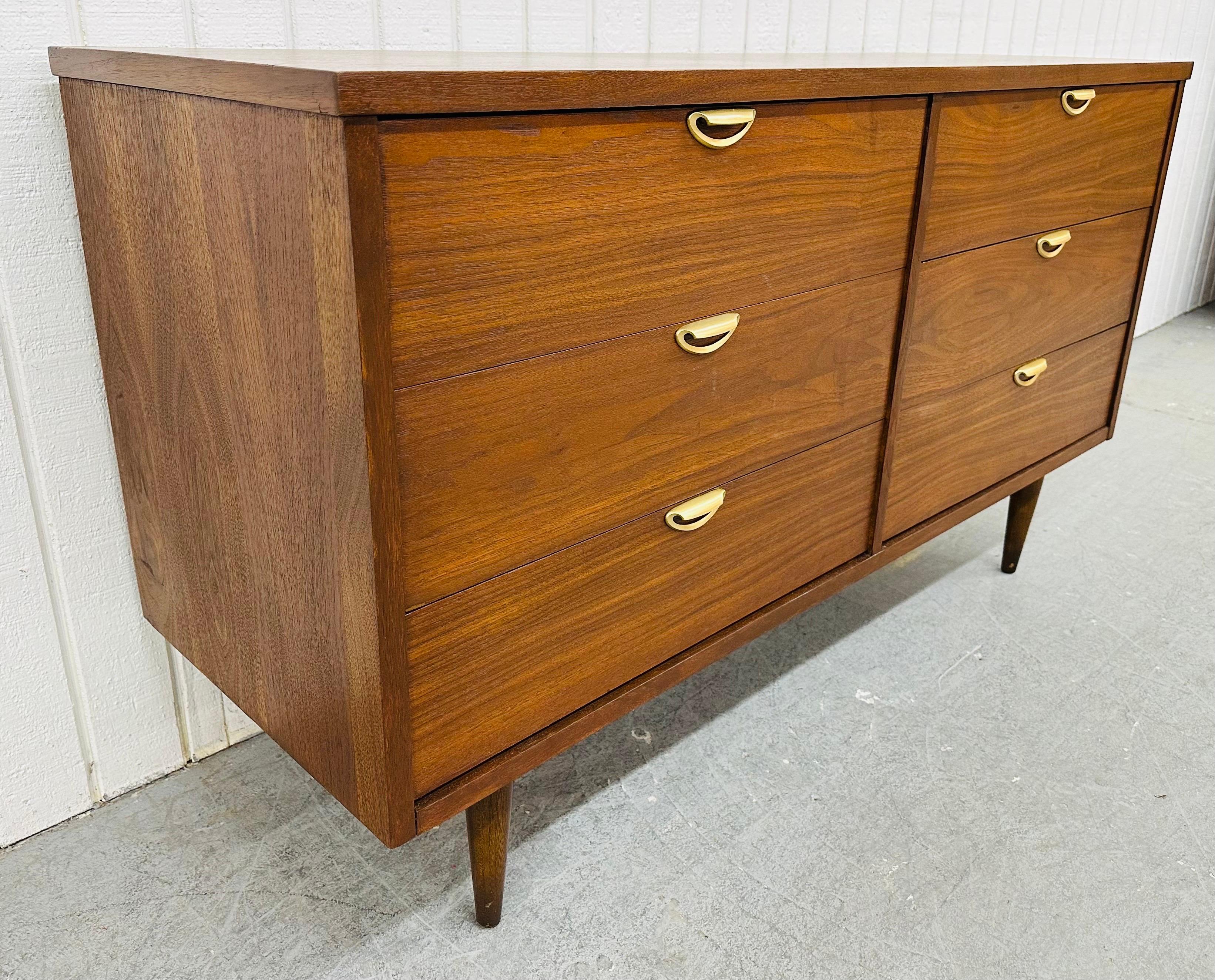 American Mid-Century Modern Walnut 6-Drawer Dresser For Sale