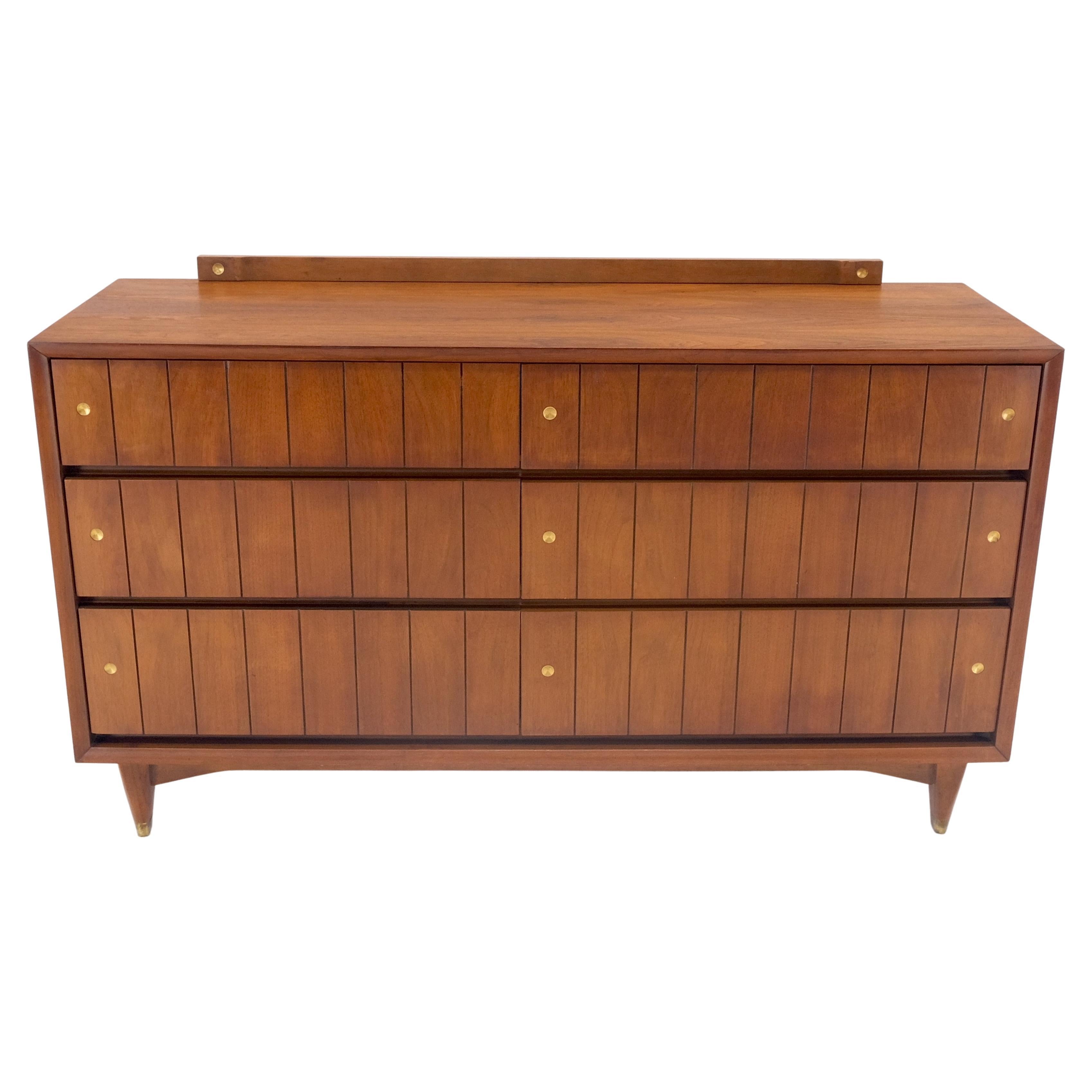 Mid-Century Modern Walnut 6 Drawers Dowel Leg Dresser W/ Back Splash Mint!